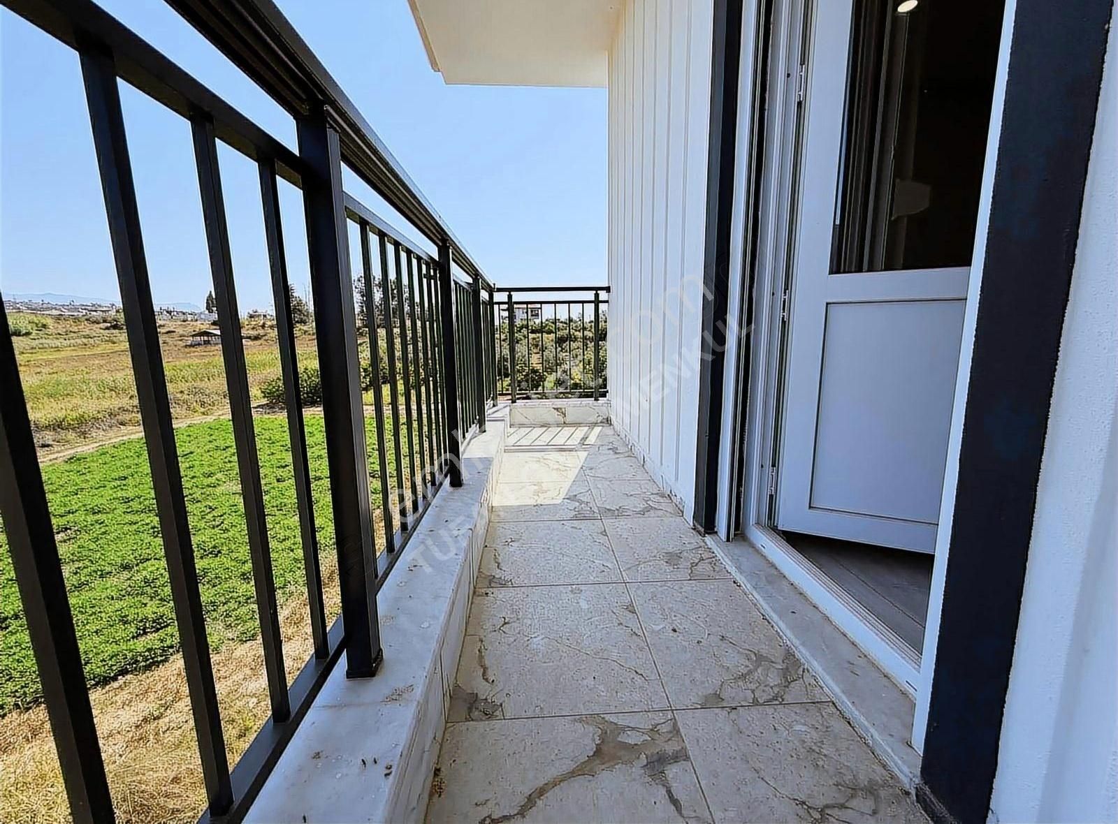 Evrensekide Yatırım Fırsatı Sıfır Havuzlu Devasa 1+1 Daire - Görsel 11