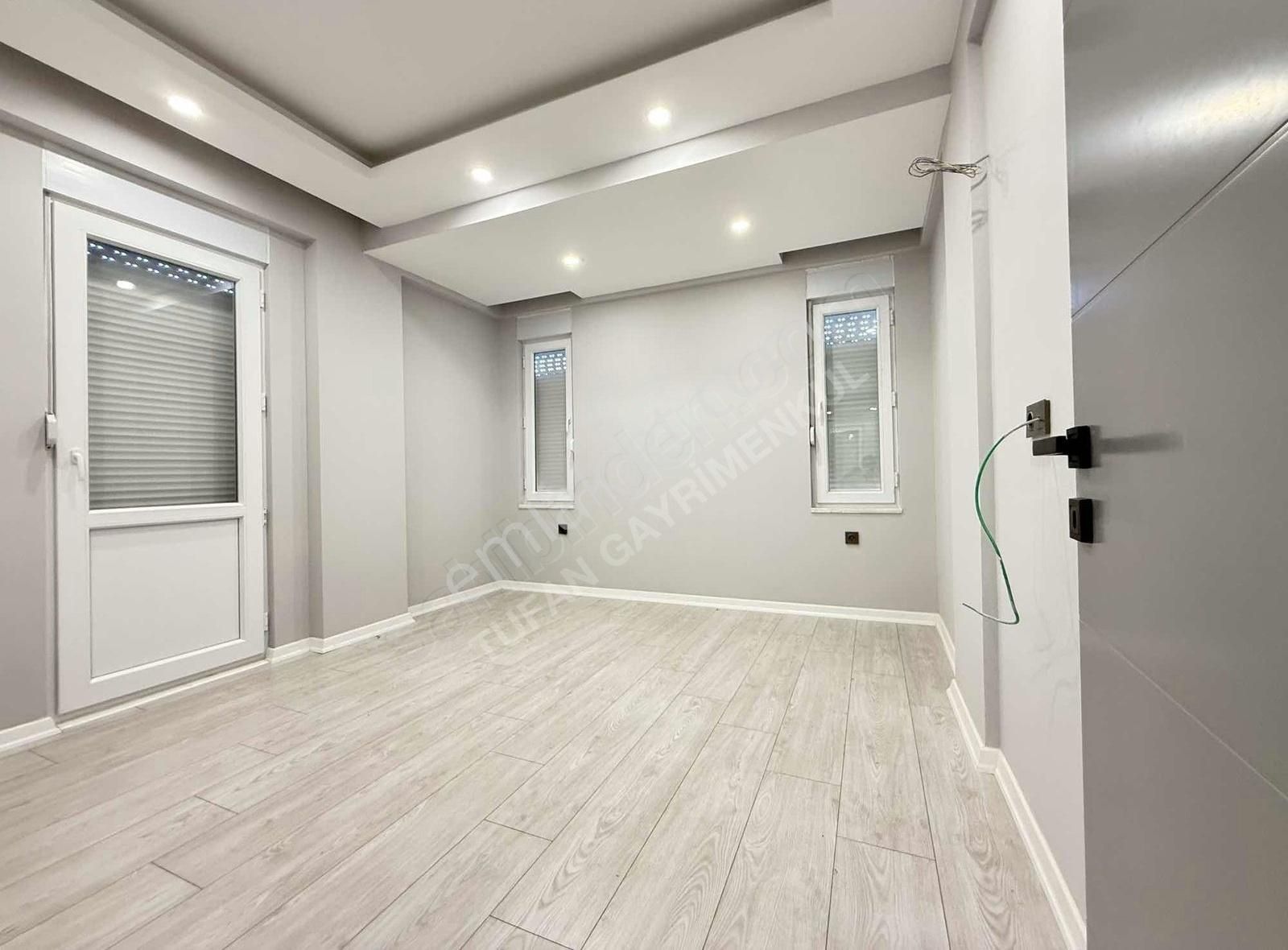 Evrensekide Yatırım Fırsatı Sıfır Havuzlu Devasa 1+1 Daire - Görsel 27