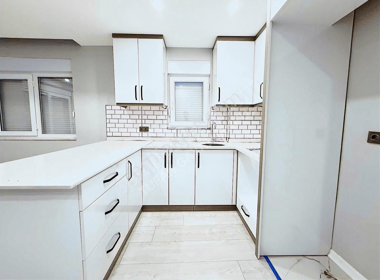 Evrensekide Yatırım Fırsatı Sıfır Havuzlu Devasa 1+1 Daire - Görsel 13