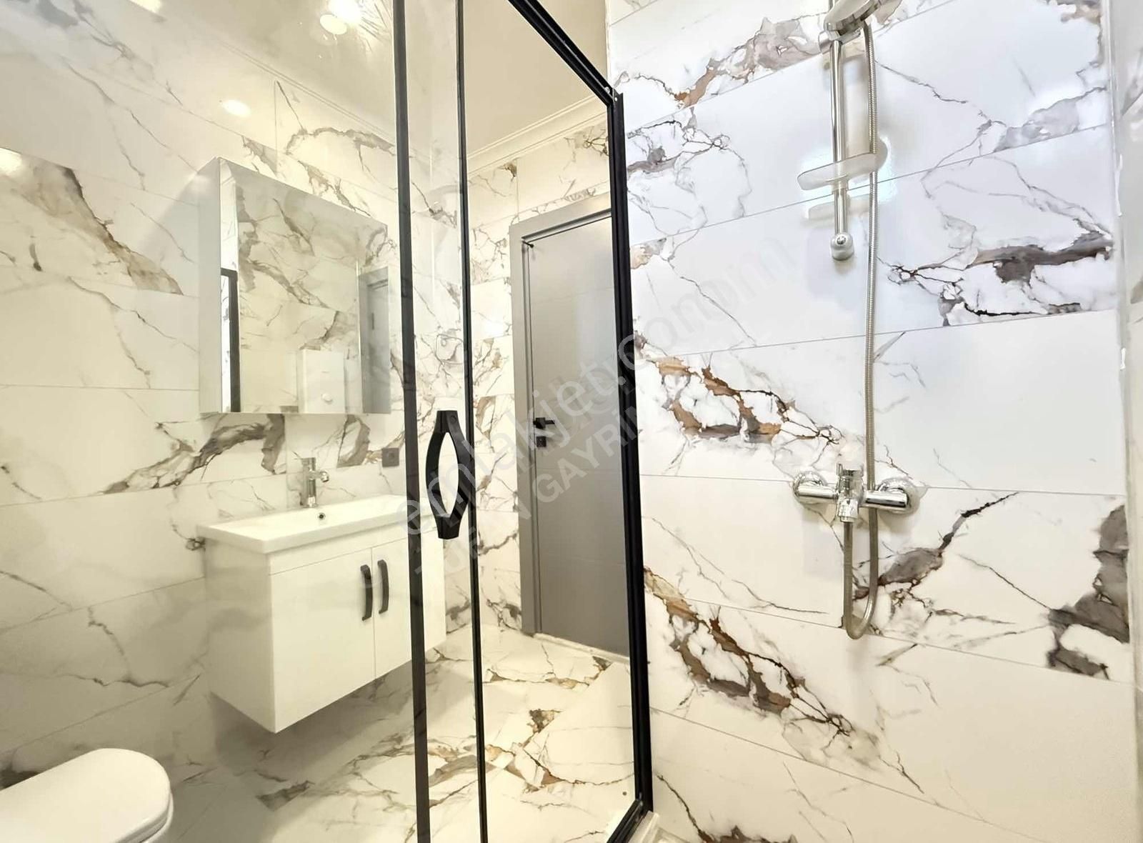 Evrensekide Yatırım Fırsatı Sıfır Havuzlu Devasa 1+1 Daire - Görsel 27