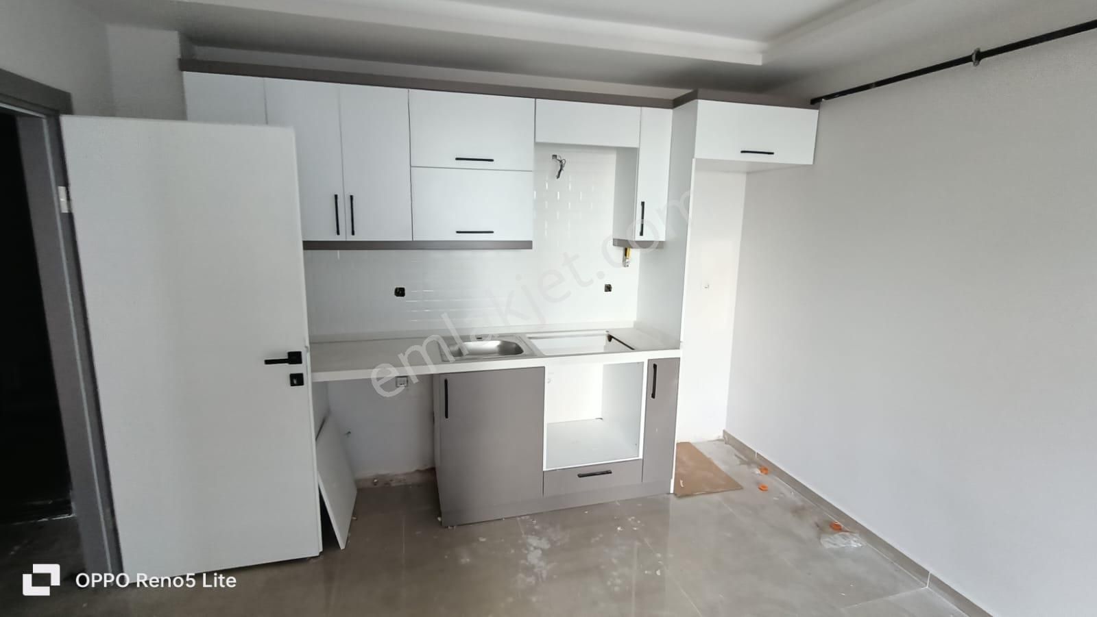 Bandırma Zen Emlaktan Satılık 1+1 Sıfır Daire - Görsel 4