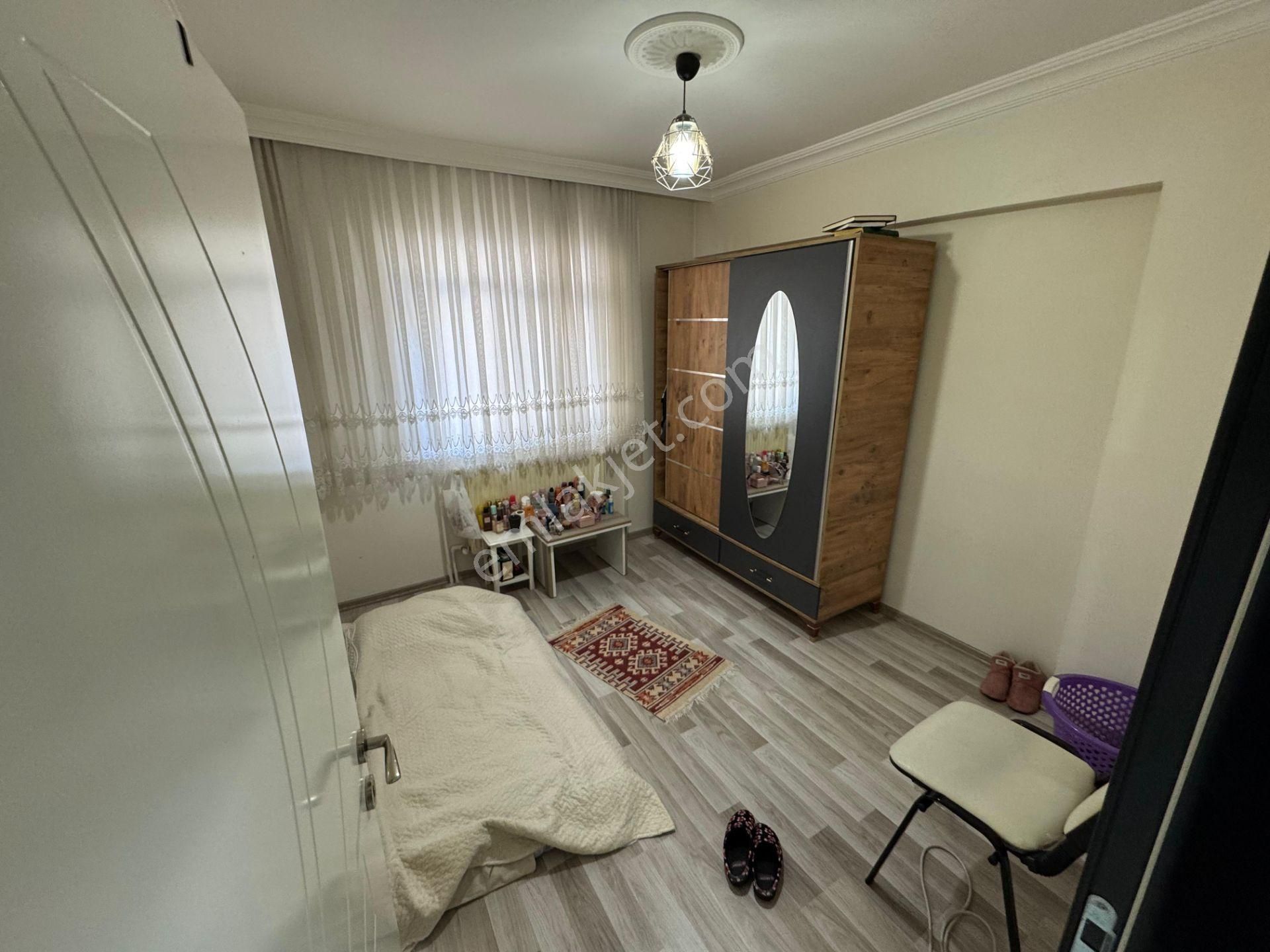 Selçuklu Mah'de 2+1 Bağımsız Full+full Yapılı Daire
