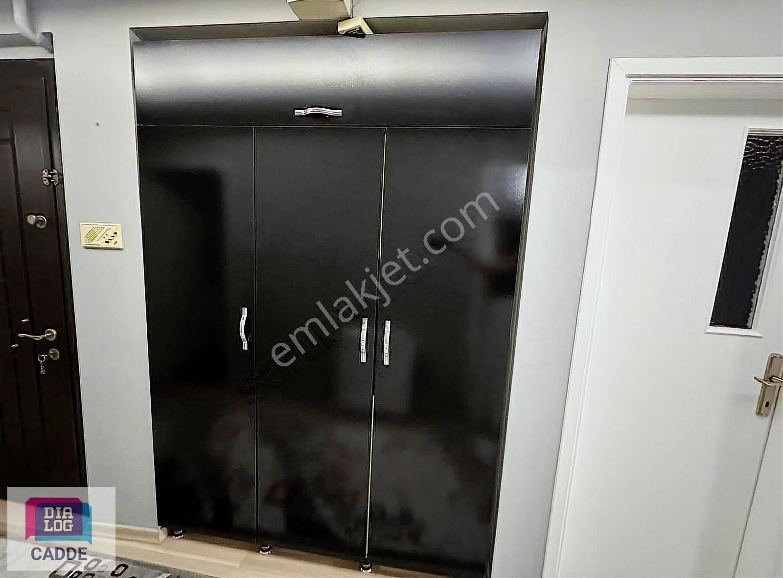 Tatlıkuyu' Da Emsalsiz Kullanışlı 3+1 Ara Kat Satılık Daire