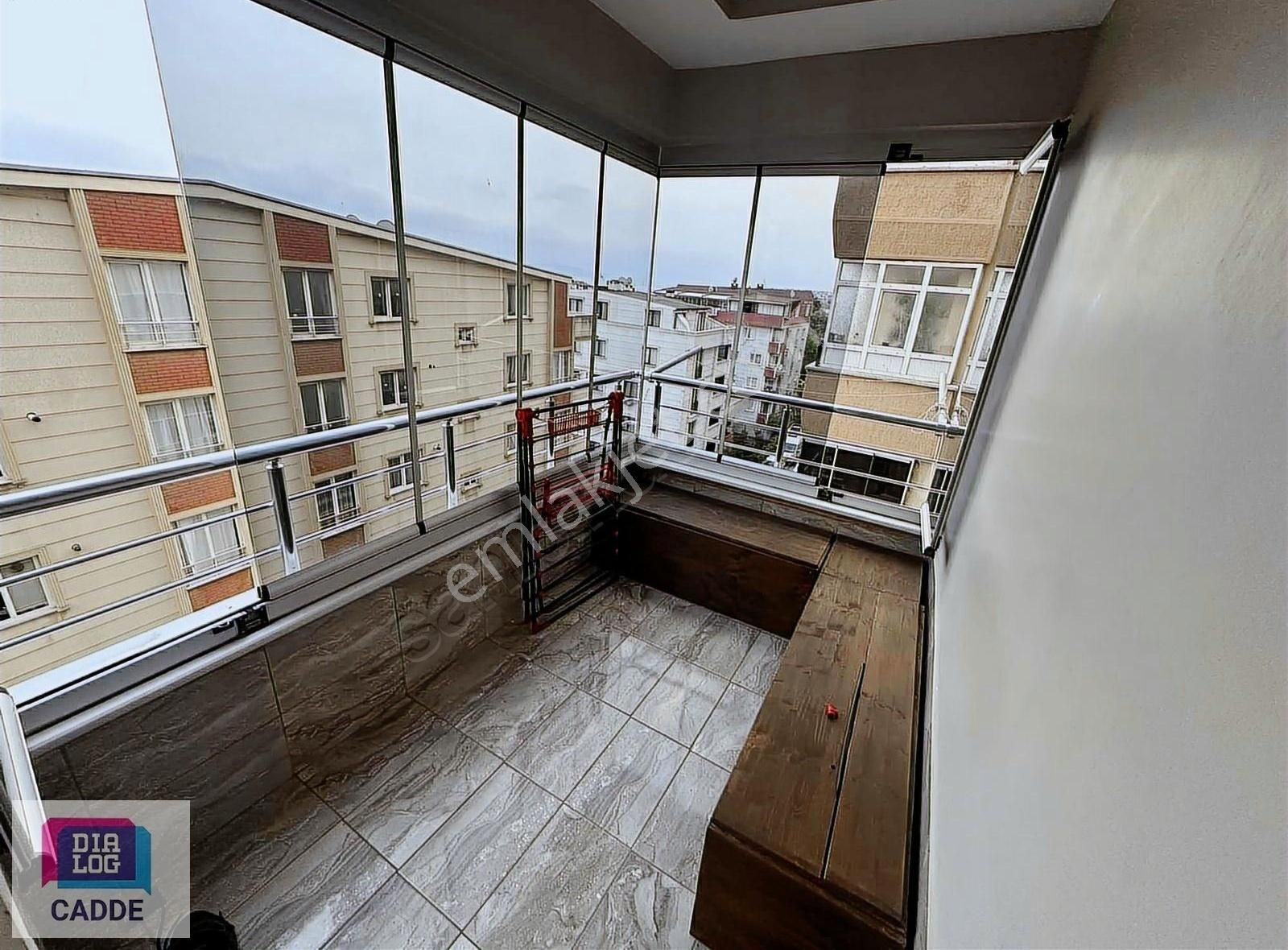 Tatlıkuyu' Da Emsalsiz Kullanışlı 3+1 Ara Kat Satılık Daire - Görsel 4