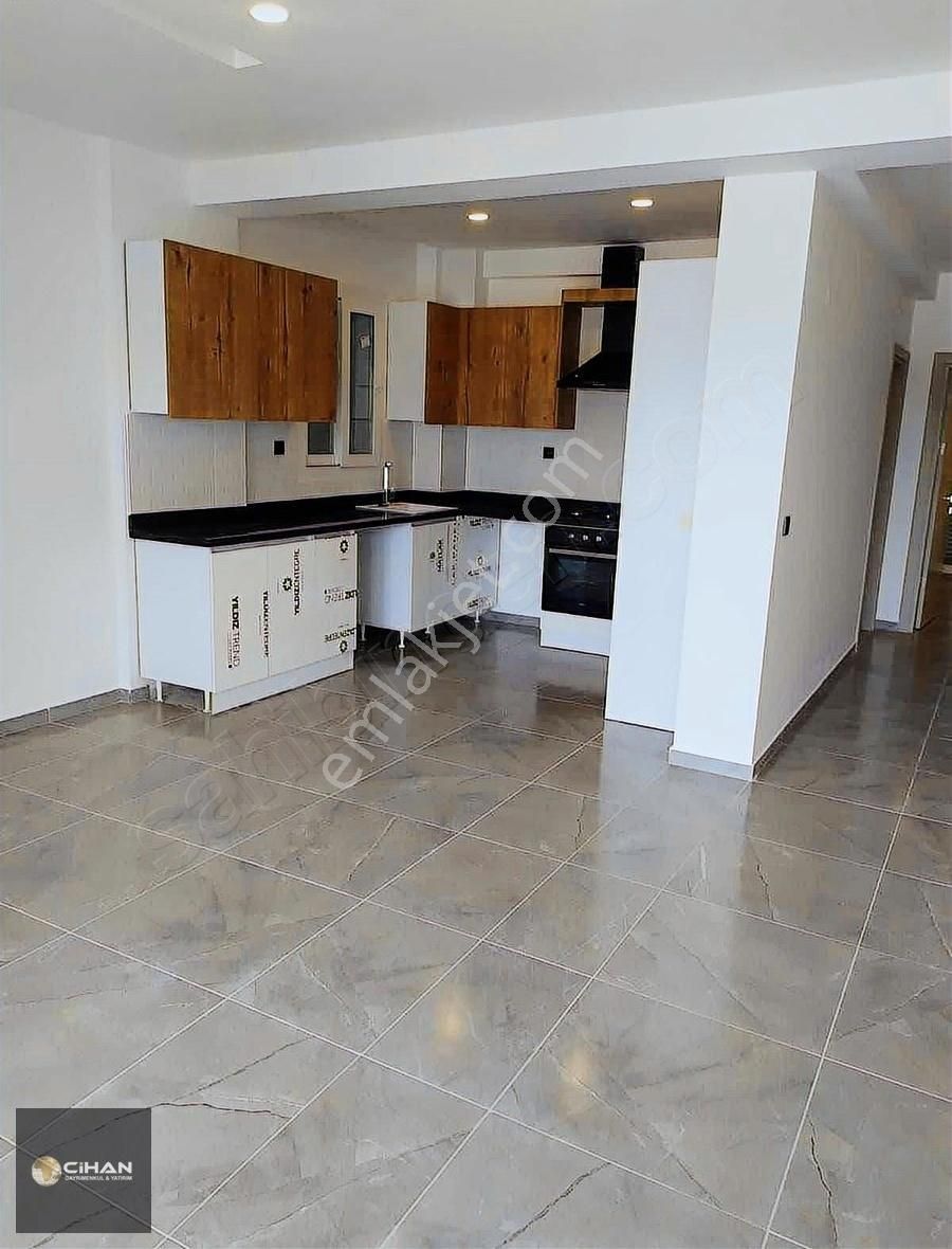 Kuşadası Değirmendere Mahallesi'nde Önü Açık Satılık 2 + 1 Daire - Görsel 15