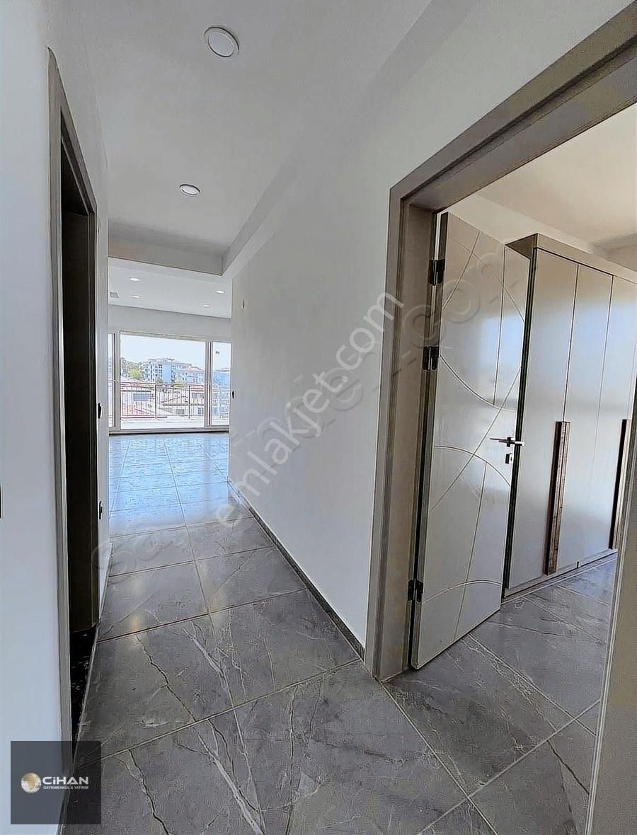 Kuşadası Değirmendere Mahallesi'nde Önü Açık Satılık 2 + 1 Daire - Görsel 7