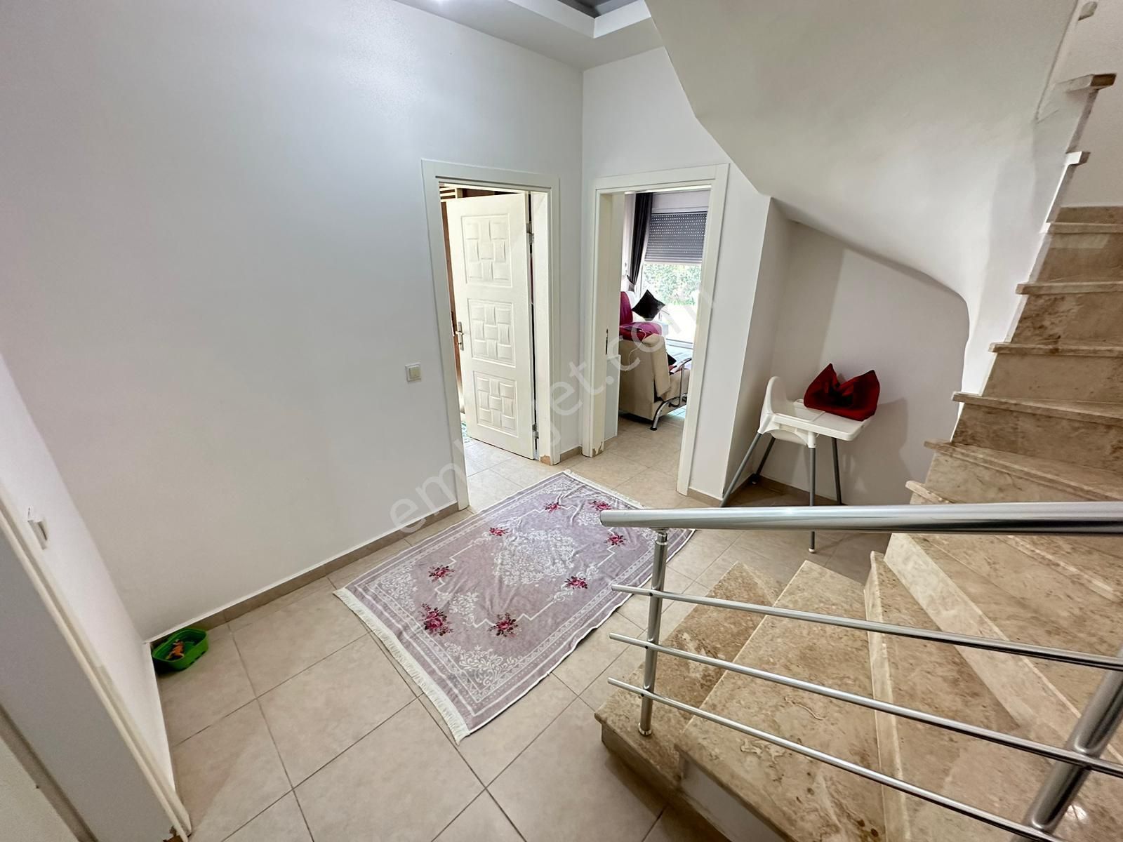 Kestel Mahallesi’nde Satılık 2+1 Ayrı Mutfak Bahçe Dubleks Daire - Görsel 3