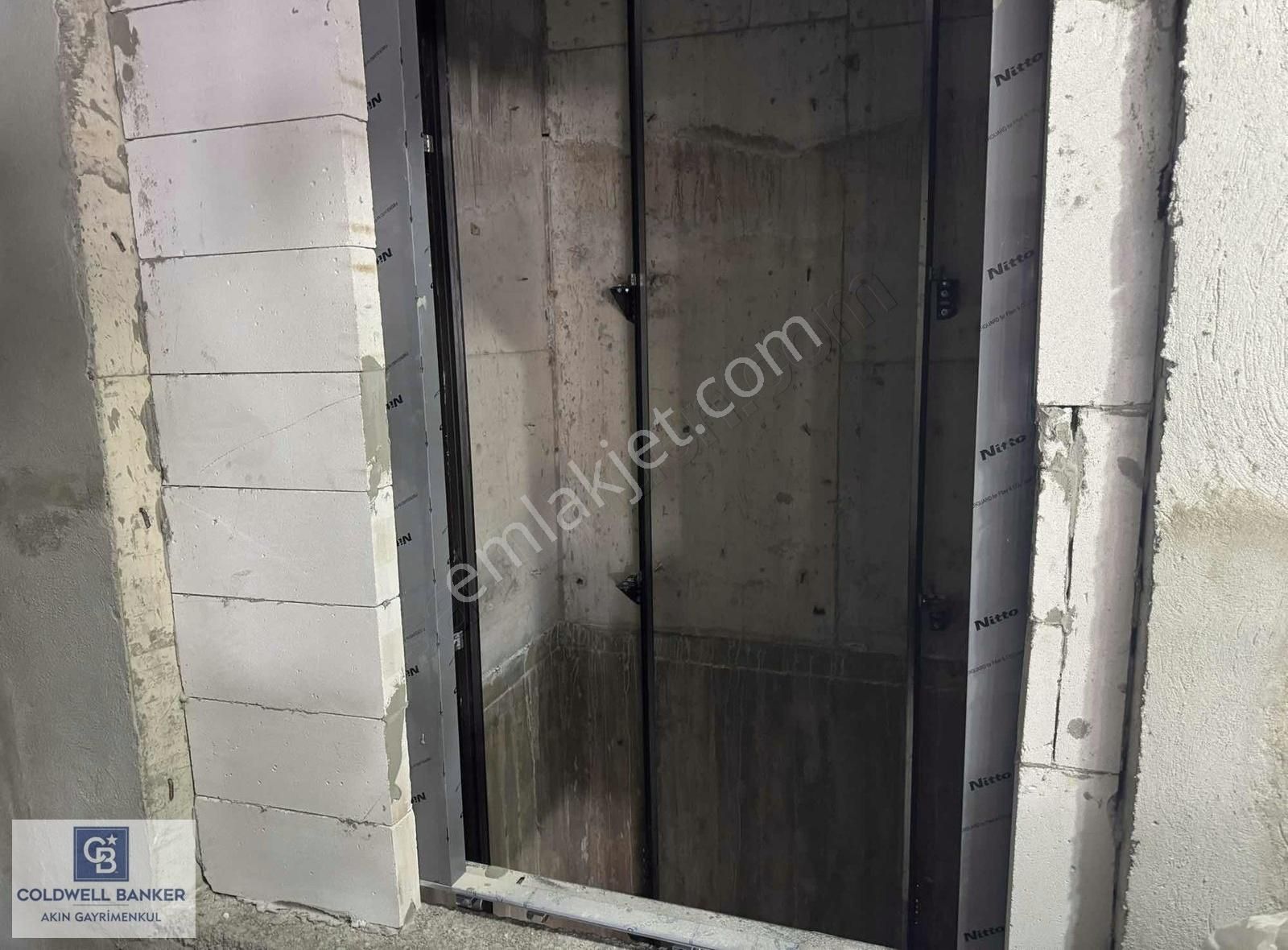 Sancaktepe Samandıra'da 2.250m2 Kiralık İşyeri