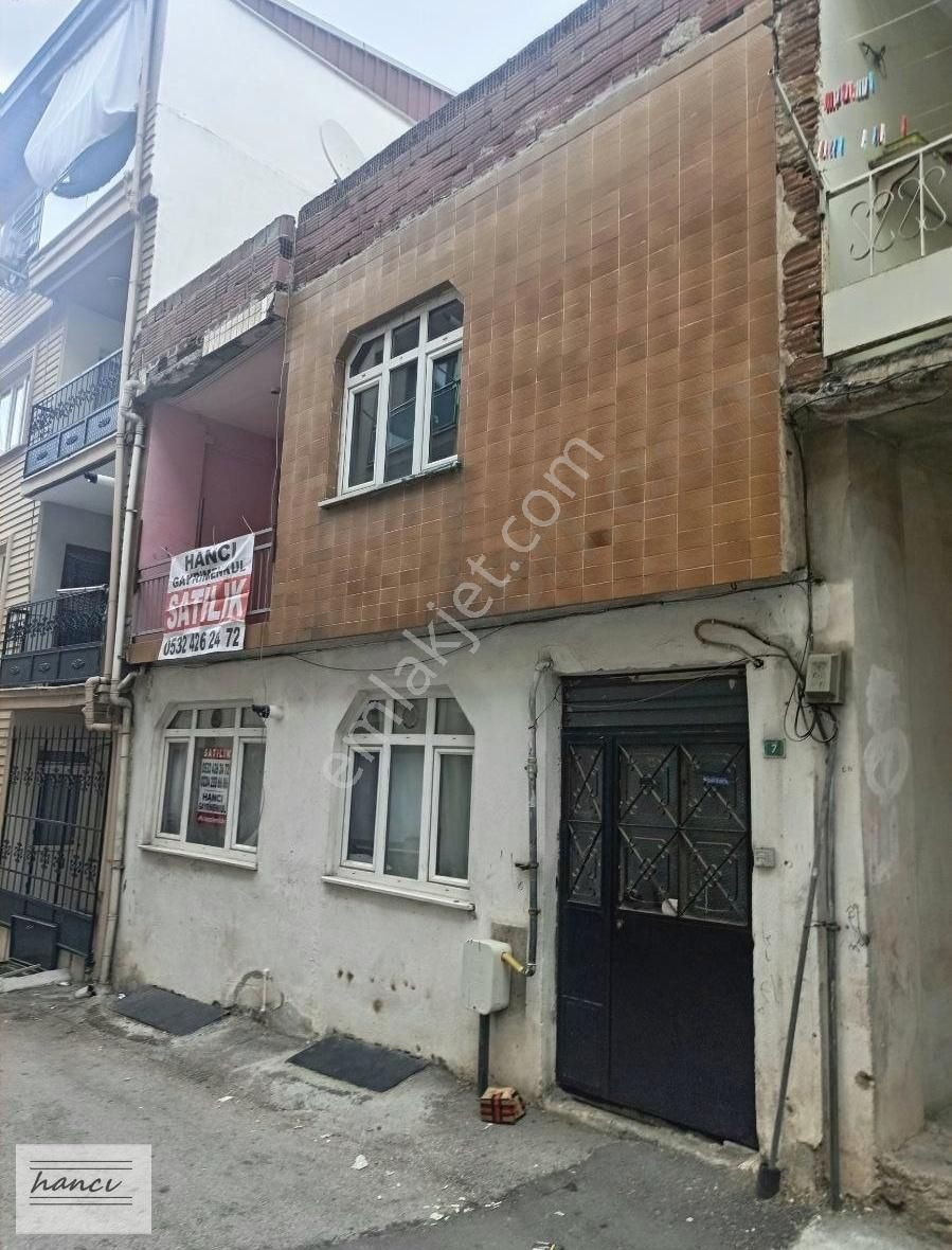 Hancı'dan Prof Tezok Cd Çok Yakın Satılık 2 Katlı Müstakil Ev