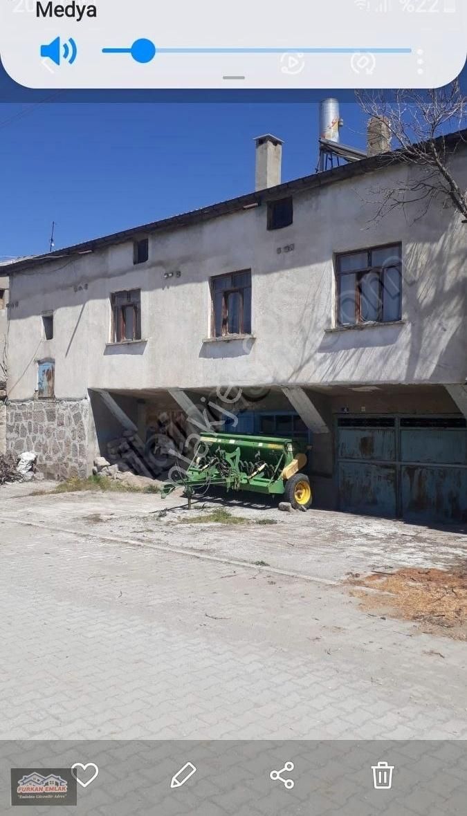 Ortakaraören Mah. Satılık Müstakil Ahırlı Samanlıklı - Görsel 5