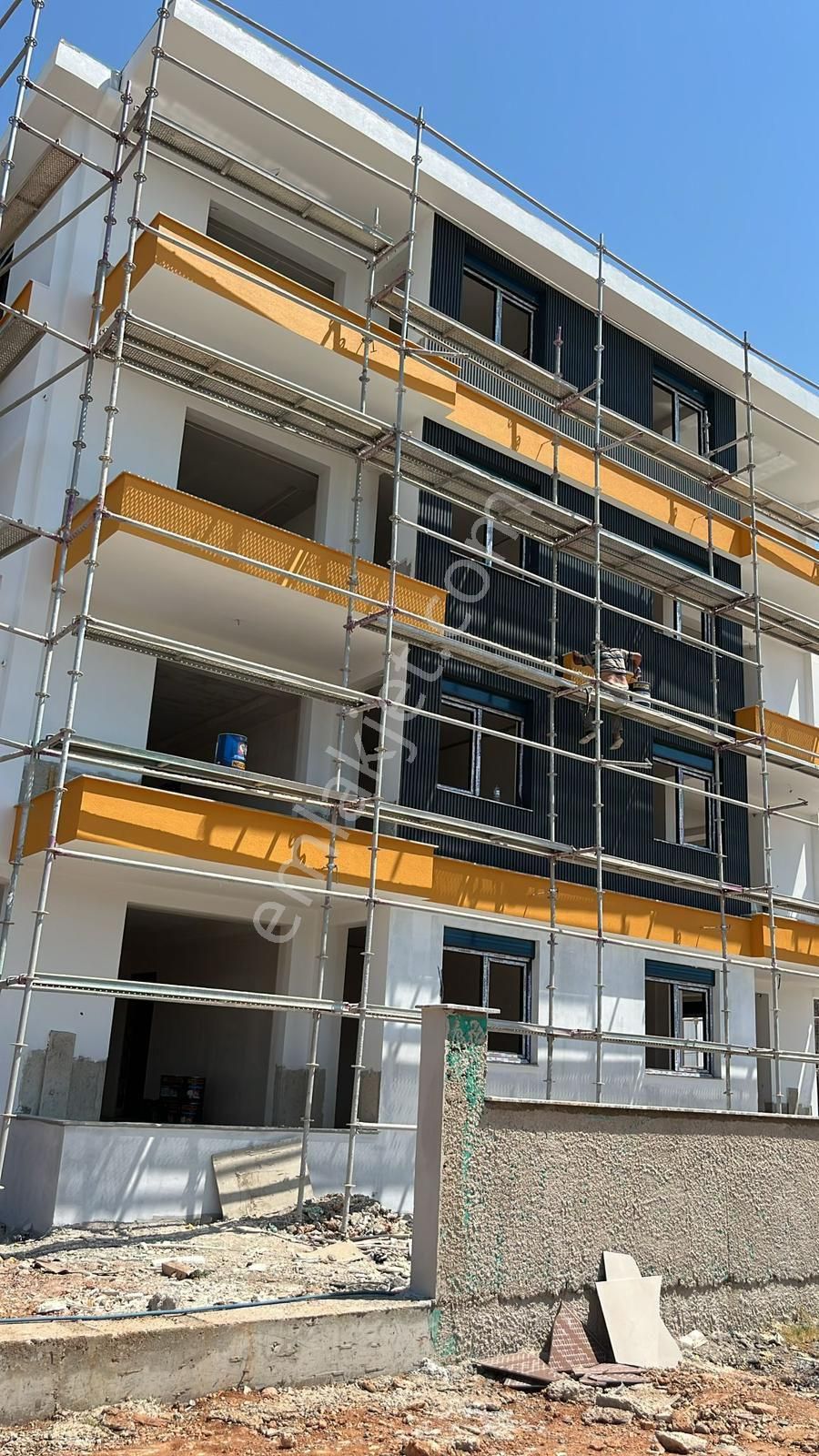 Antalya Kepez Baraj Mahallesi'nde Satılık 2+1 Daire