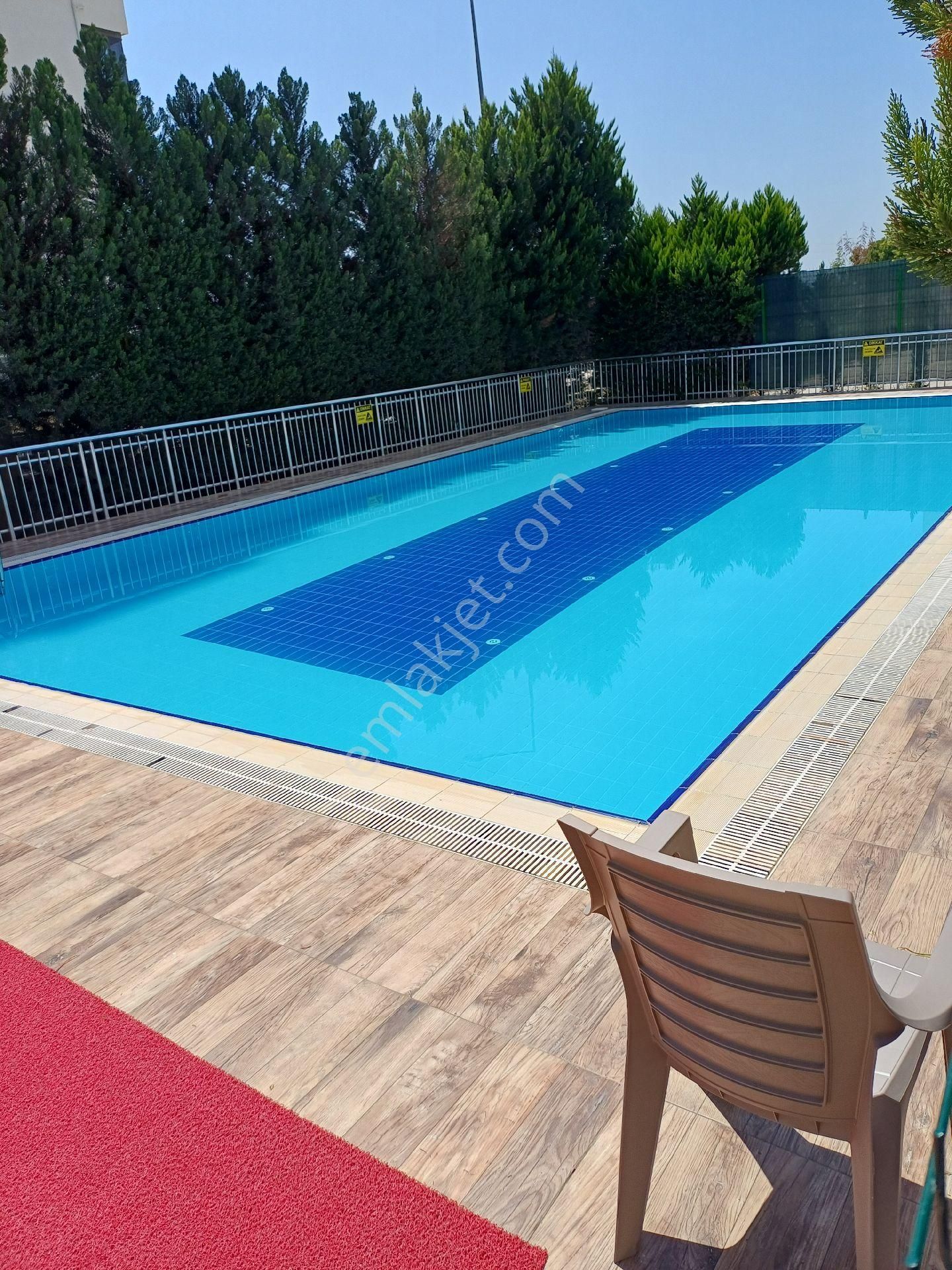 Sarıçam Osmangazi De Site İçerisinde Havuzlu Doğal Gazlı Kiralık