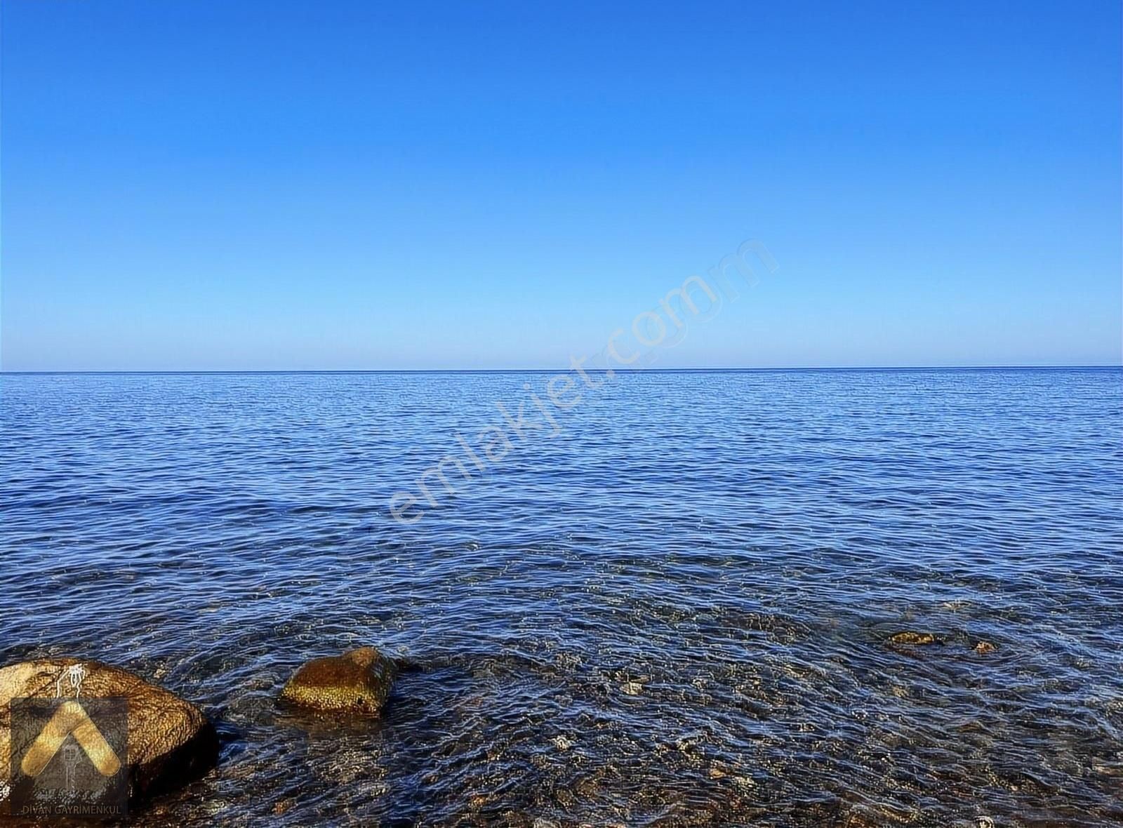 Divan Gayrimenkul Perşembe Çaytepe 694m2 Deniz Manzaralı Bahçe