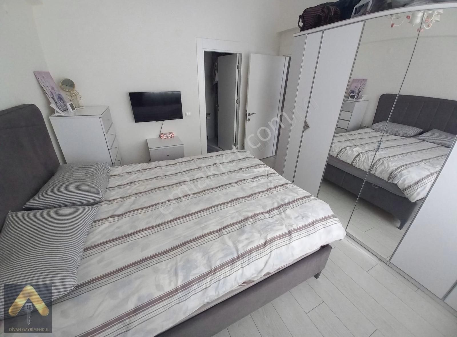Divan Gayrimenkul Şahincili Mah.eftelya Sit.136 M2 3+1 Havuzlu!