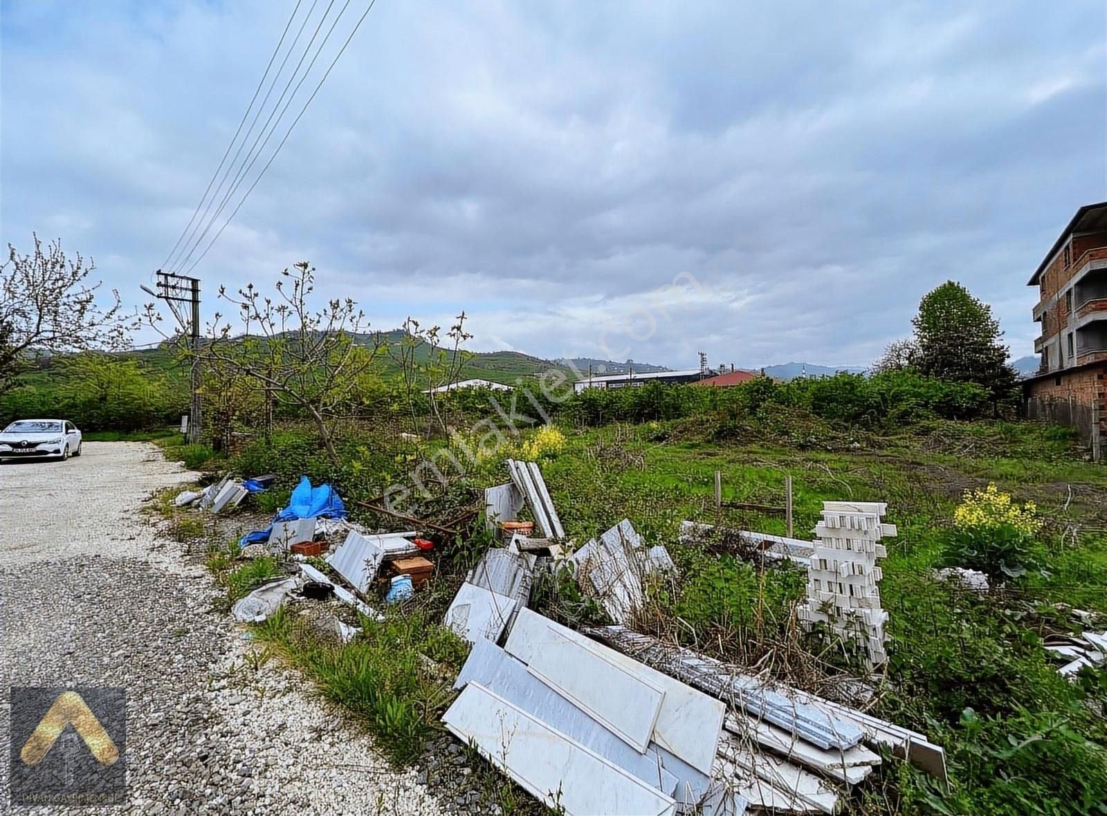 Divan Gayrimenkul Kayabaşı Mah. 376m2 Satılık Arsa