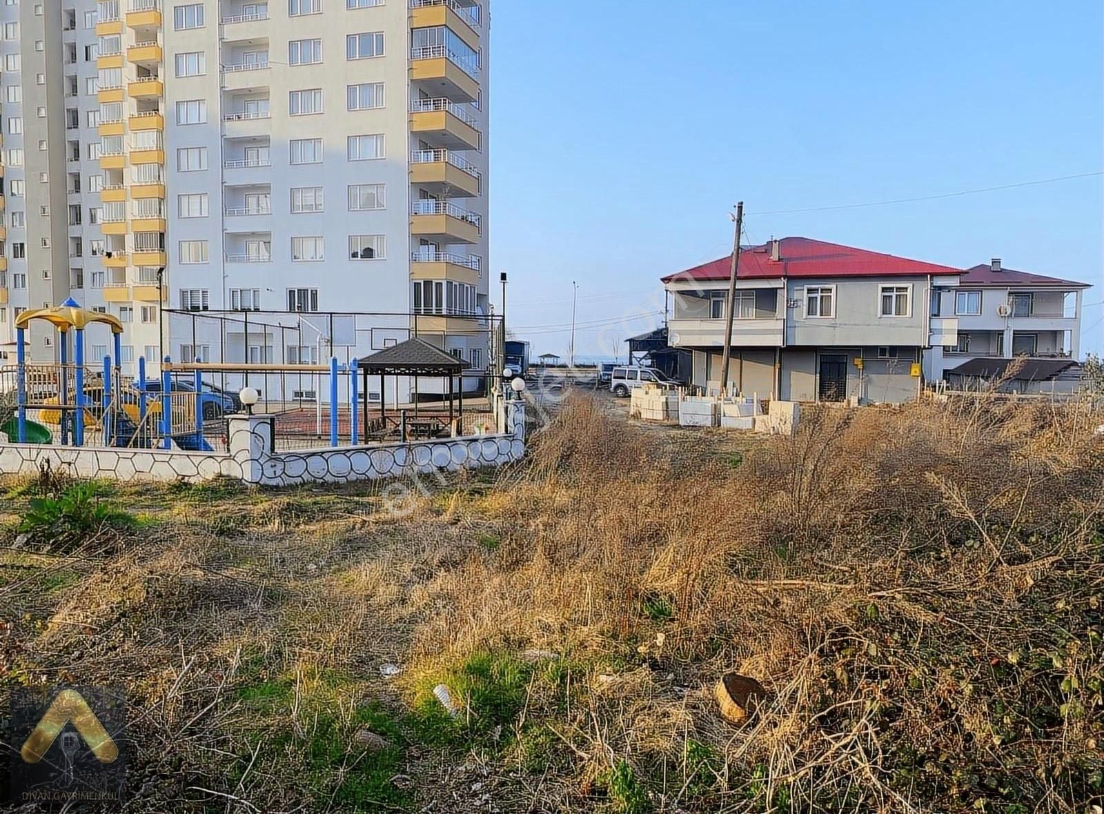 Divan Gayrimenkul Piraziz Yeni Mahalle 824 M2 Satılık Arsa