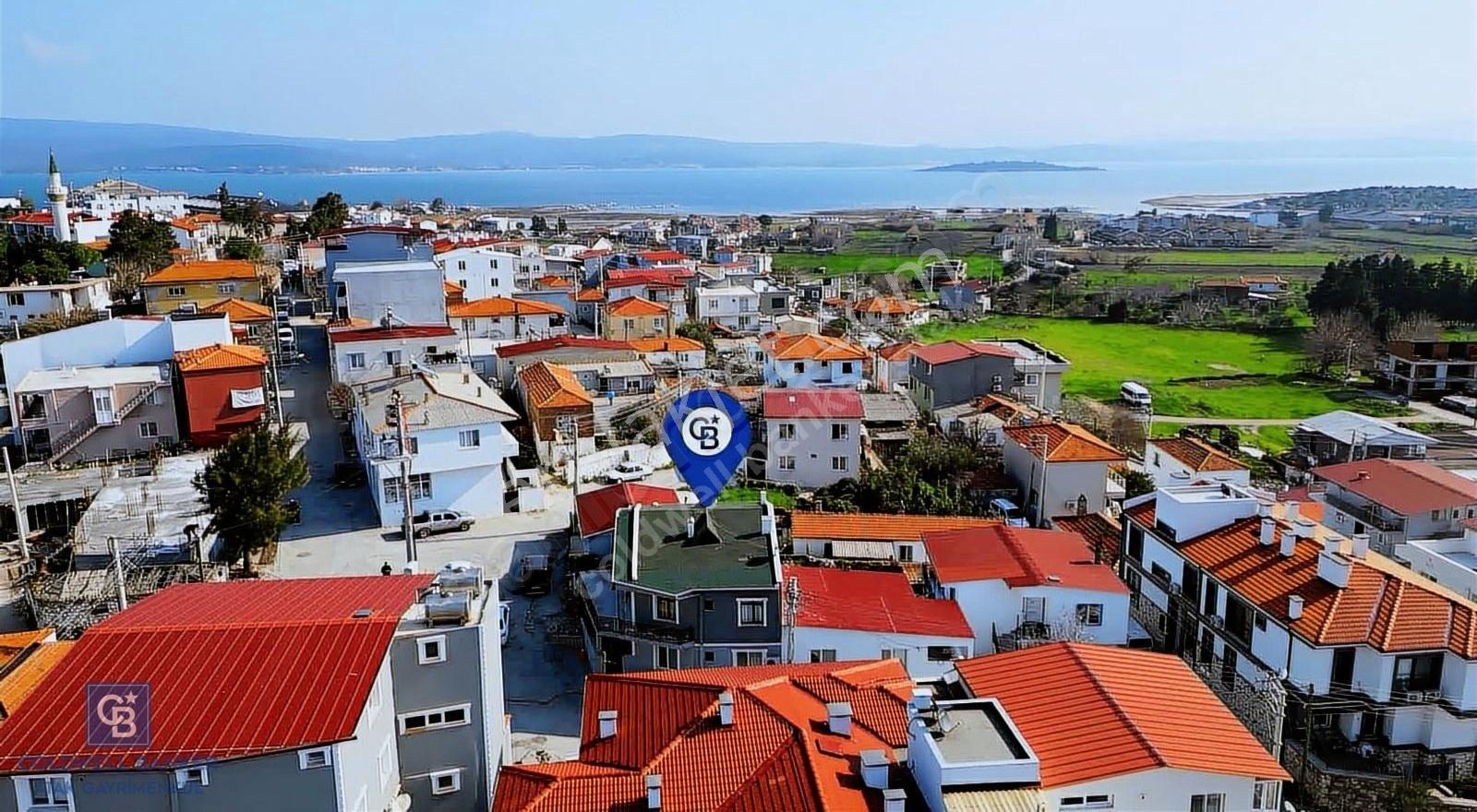 Urla Gülbahçe De Satılık Balkonlu Arakat Ve Çatı Katı - Görsel 12