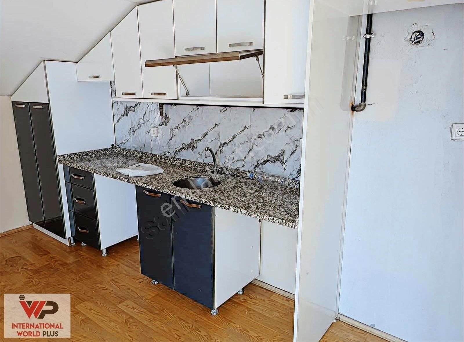 Pendik Ahmet Yesevide 2+1 Kiralık Daire