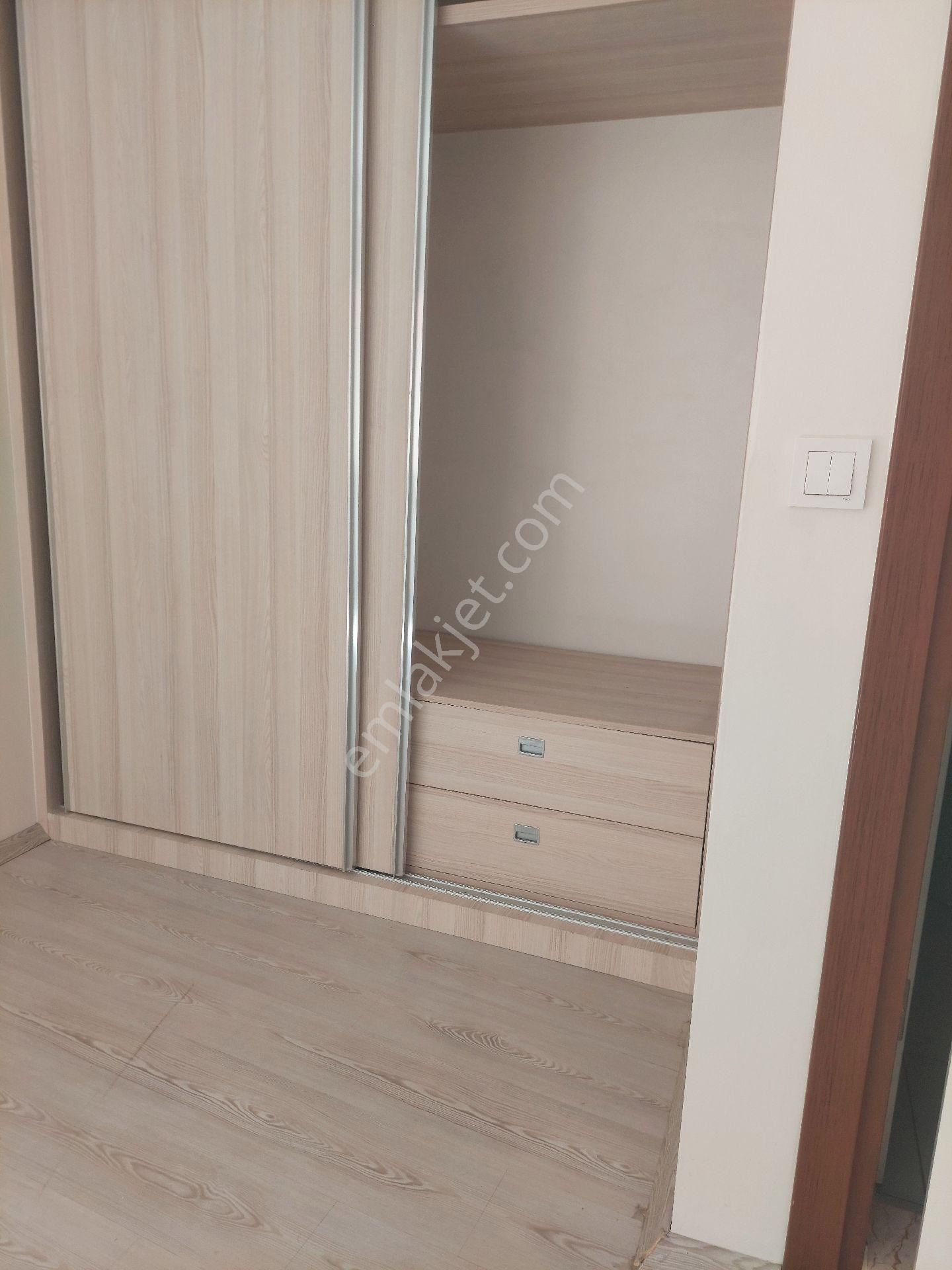 Orta Mahalle 2+1 Ferah Daire - Görsel 23