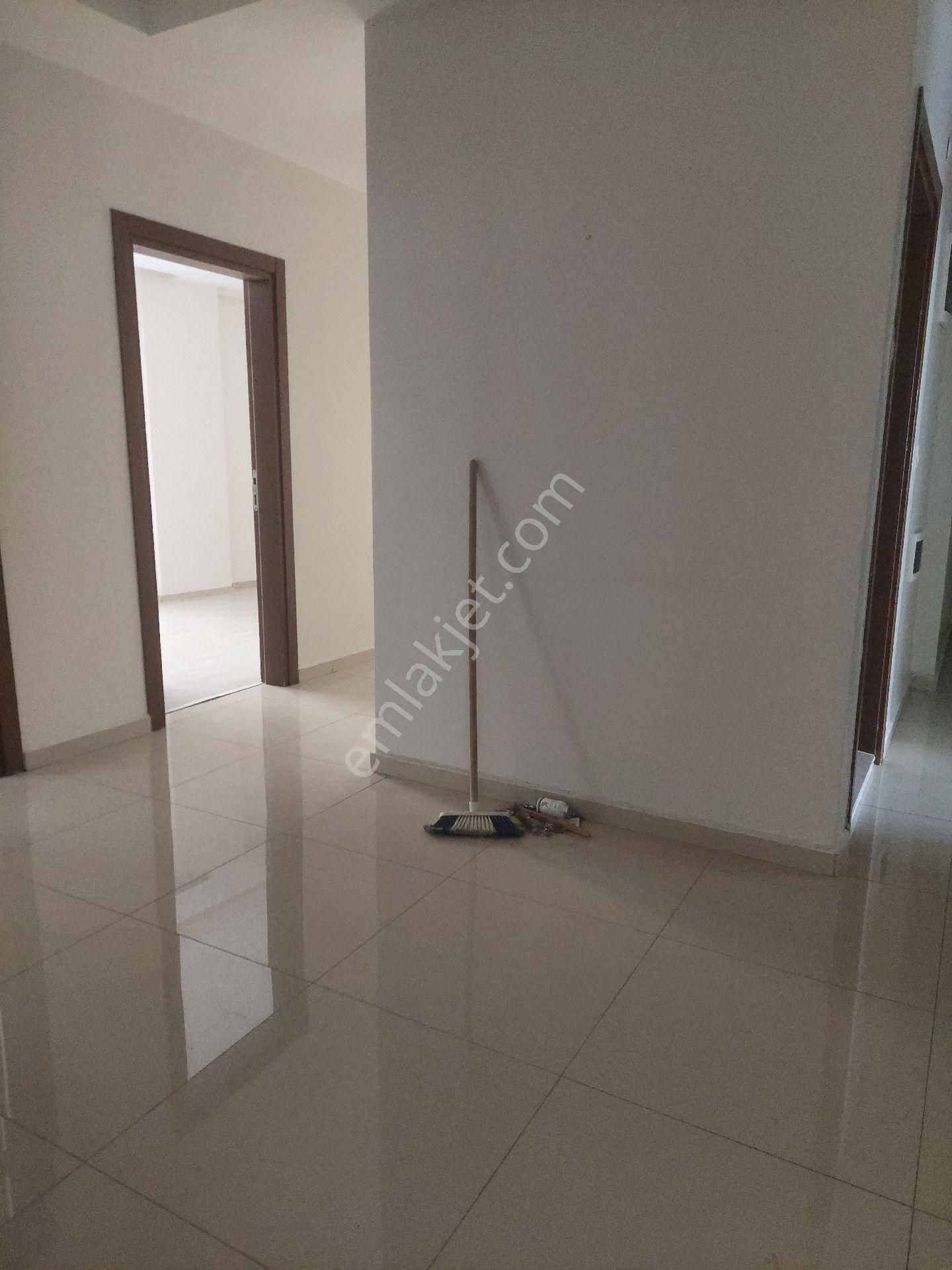 Orta Mahalle 2+1 Ferah Daire - Görsel 16