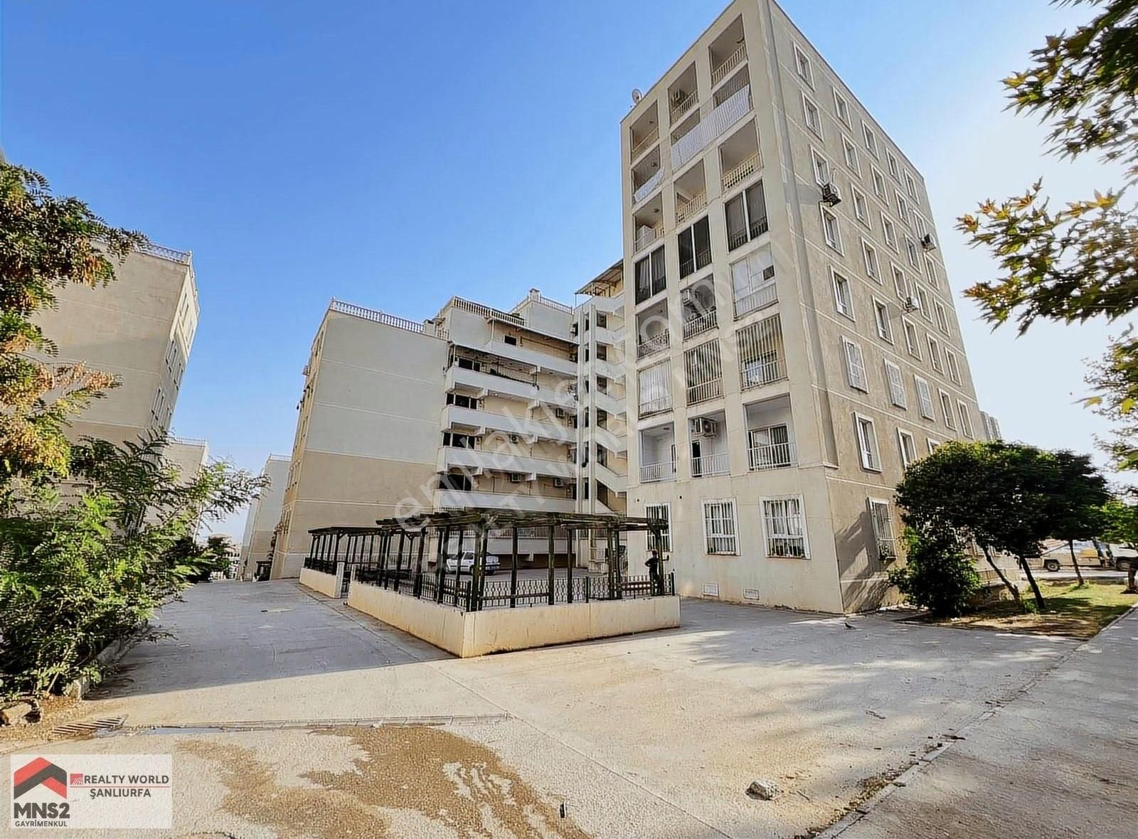 Realty World Şahin Öncelden Bakımlı 3+1