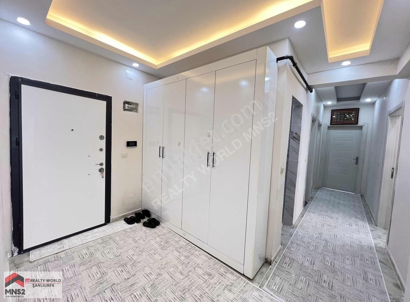 Realty World Mns2 Mehmetden Doğukentte Devasa Büyük 3odalı Daire