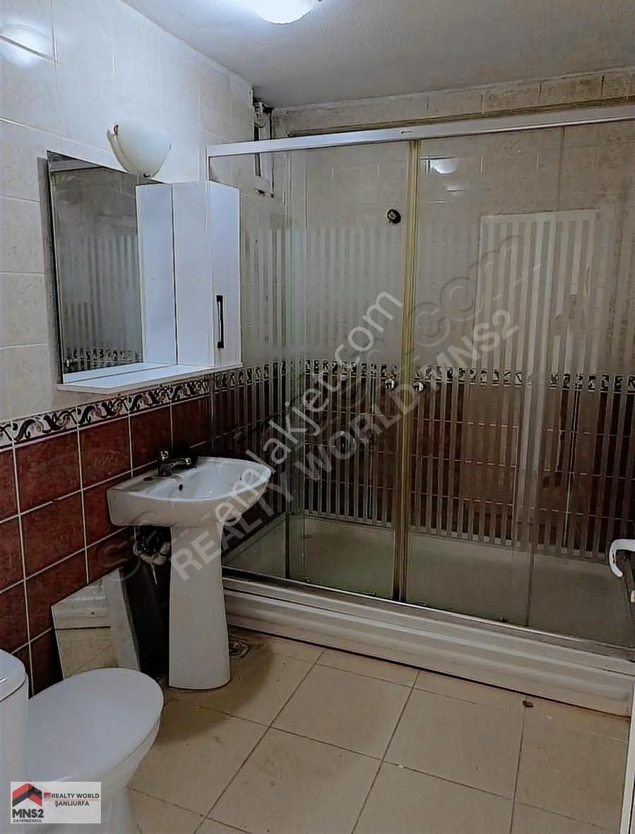 Realty World Mns2 Hasan Taşdemir'den İçi Yapılı 3+1