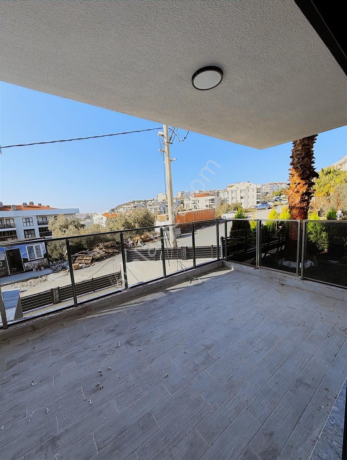 Kuşadası Merkezde Havuzlu Sitede 1+1 65 M2 Sıfır Daire - Görsel 12