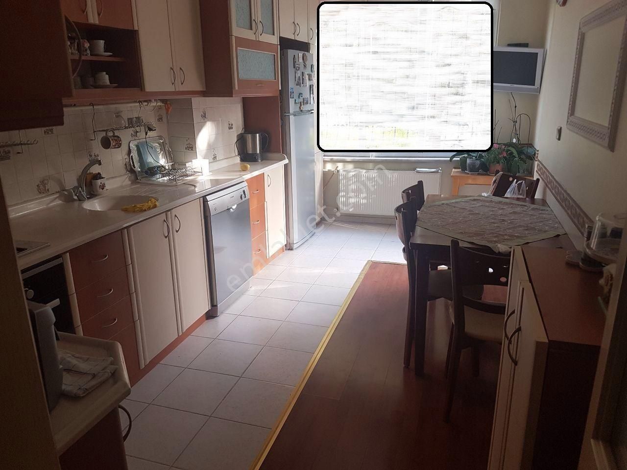 Ender Uysal Gayrimenkulden Konumu Güzel Satılık Geniş 2+1 Daire