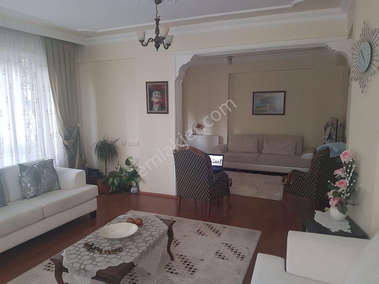 Ender Uysal Gayrimenkulden Konumu Güzel Satılık Geniş 2+1 Daire - Görsel 2