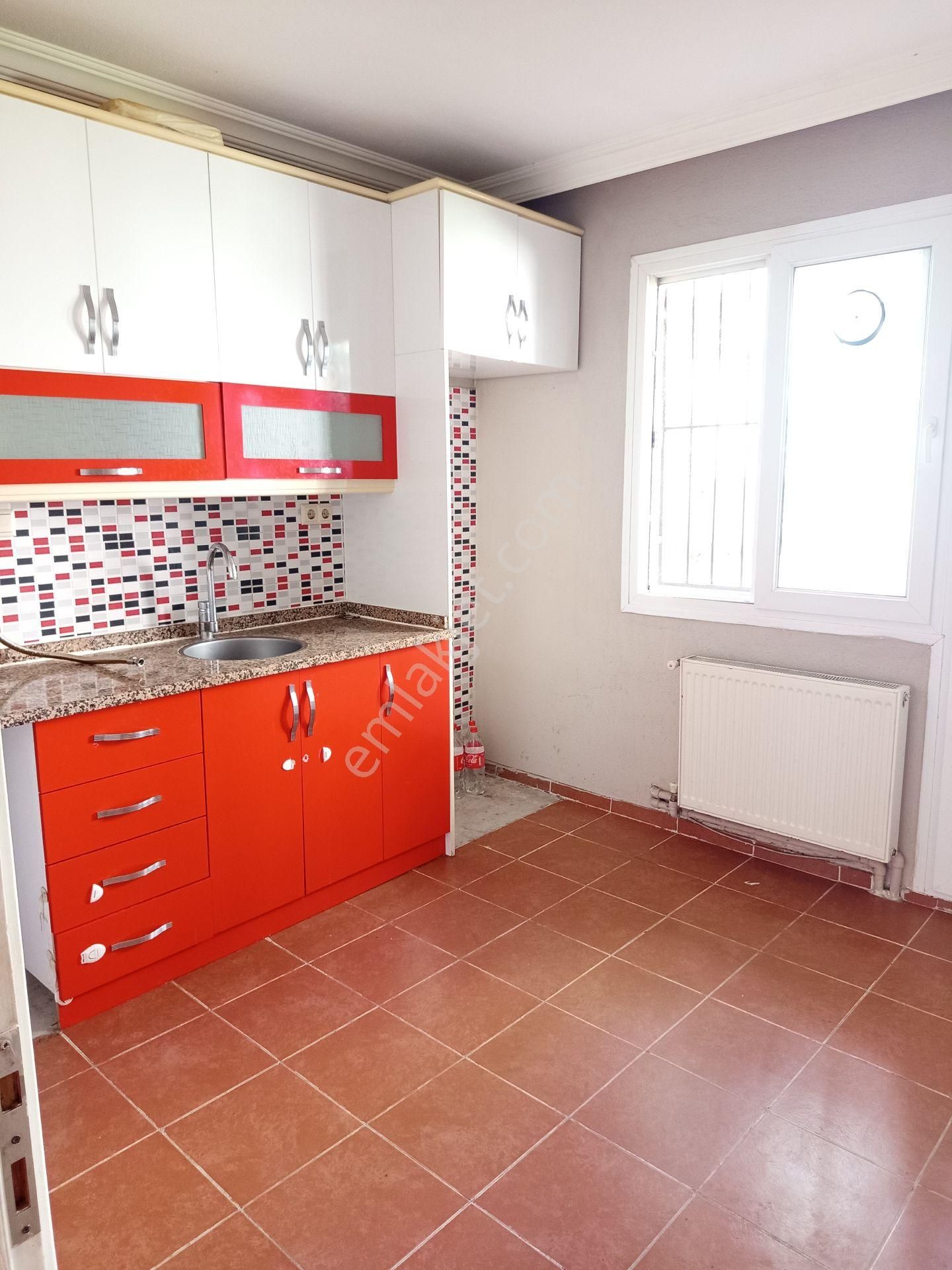 Çiğli Ataşehir Mah. Kiralik 2+1 Doğalgazlı Daire