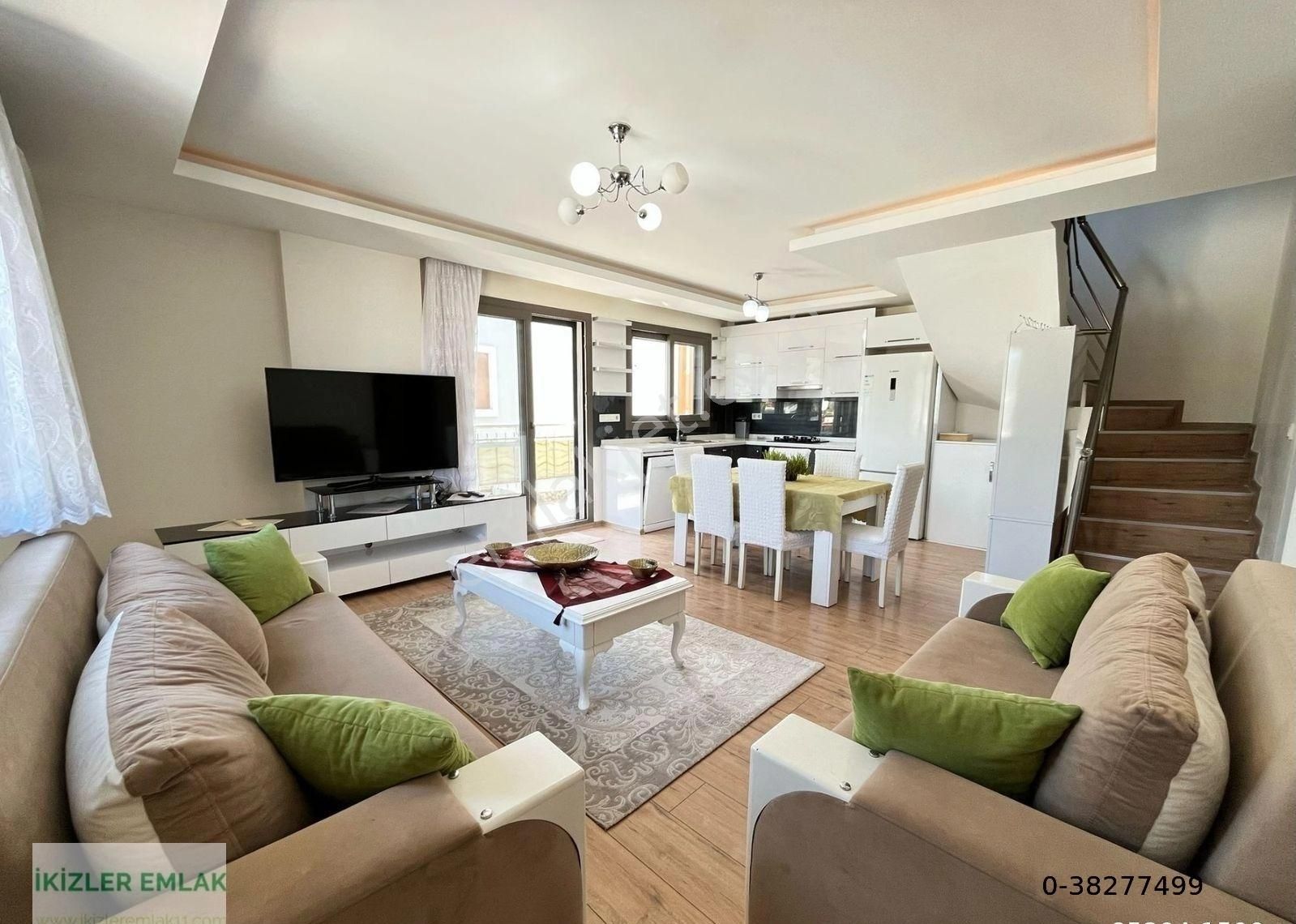 Ürkmez Merkez'de Satılık Full Eşyalı Teraslı 2+1 Daire Dubleks