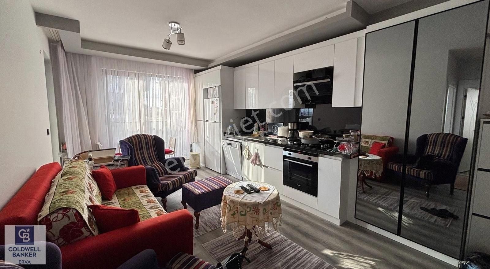 İncek Taşpınar'da Kapalı Otoparklı Eşyalı Kiralık 2+1