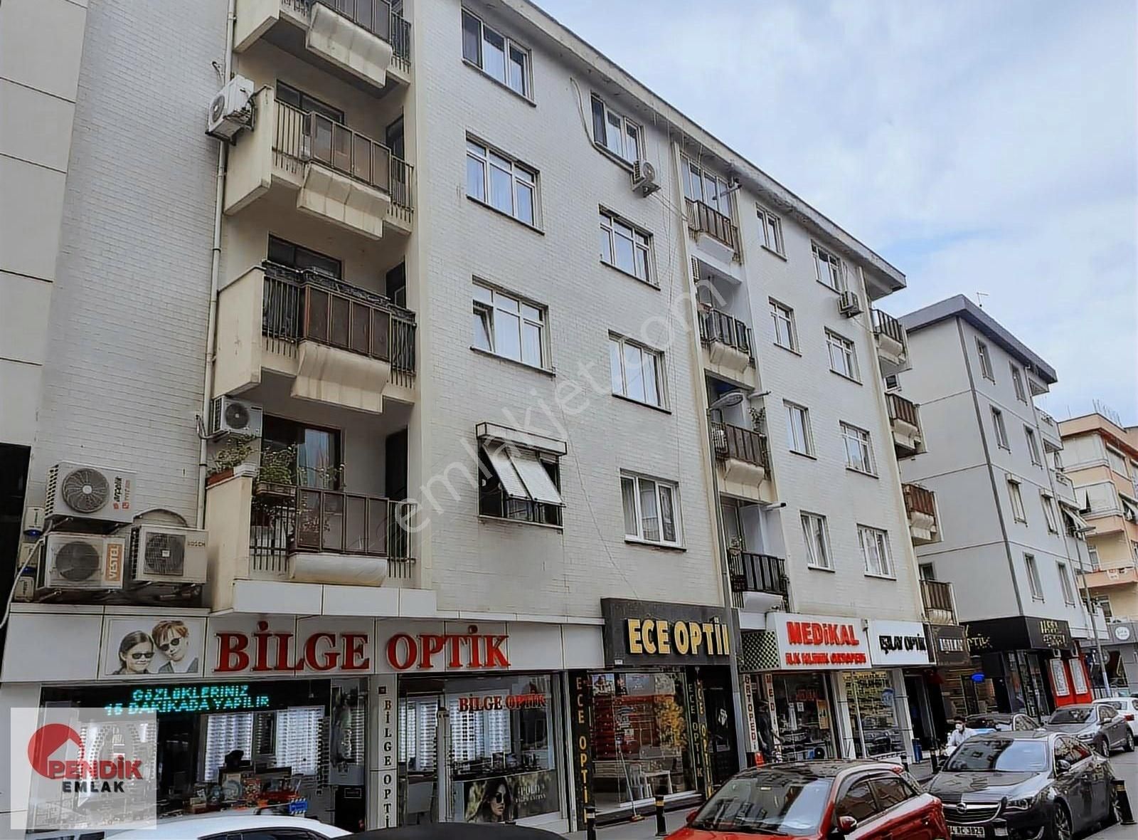 Pendik Doğu Mh Dünya Göz Hst Karşısı 3+1 Kiralık Daire.