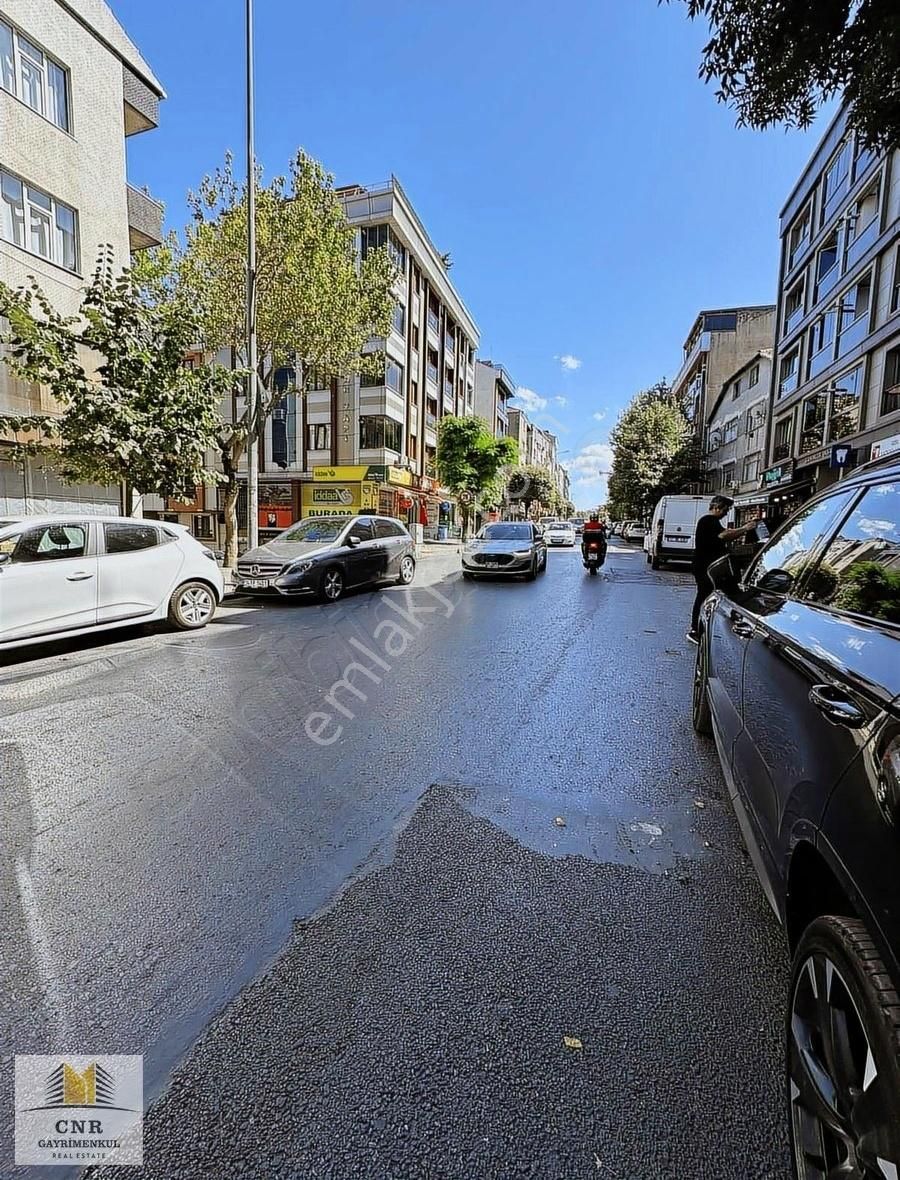 Acil Şemsipaşa Mahallesi 11 Sokak Ta Satılık 3+1 110 M² Ara Kat