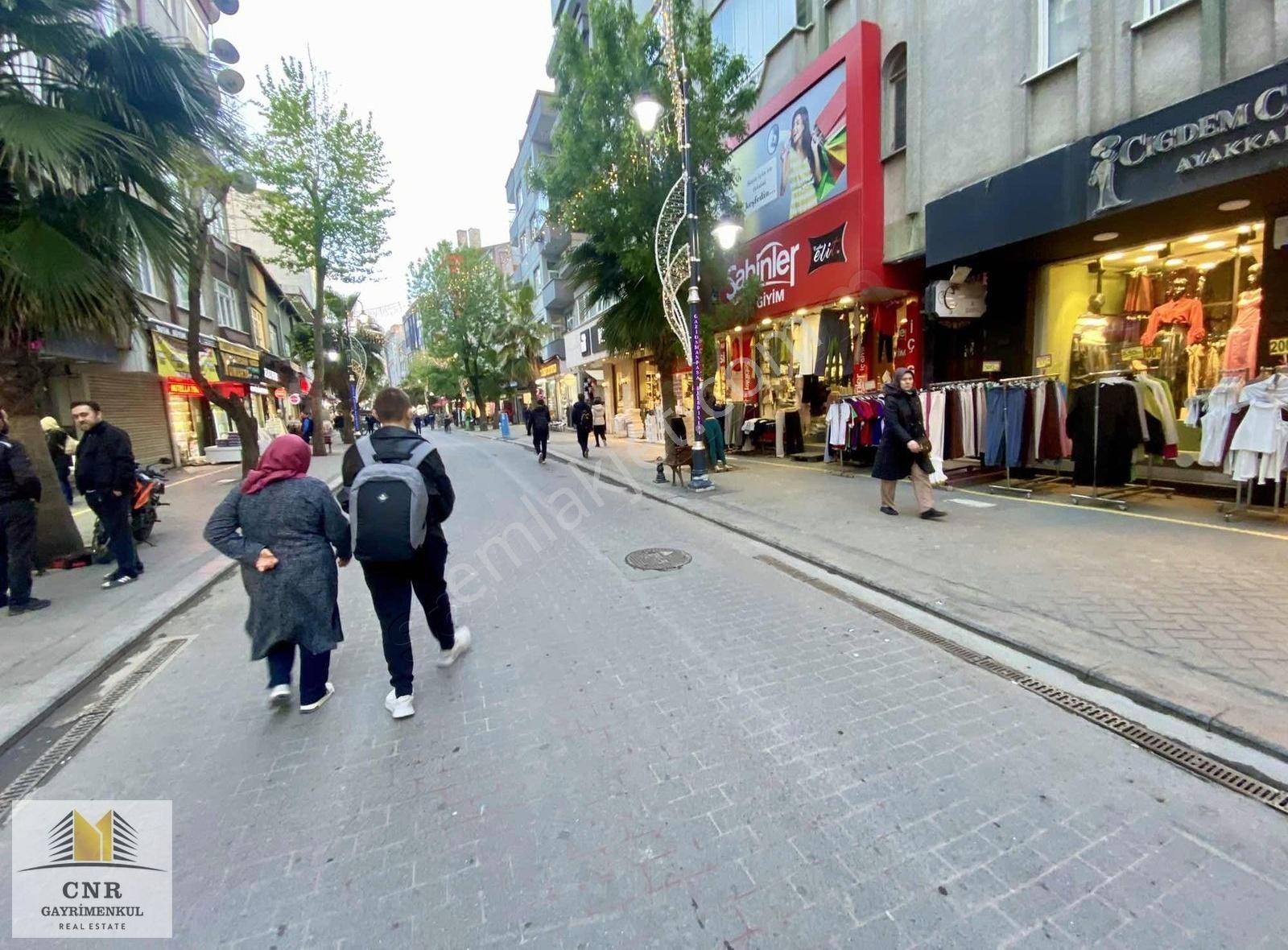 ⫷cnr⫸g.o.paşa Bağlarbaşı Kapalı Cadde Üzeri 2+1 Kiralık Daire