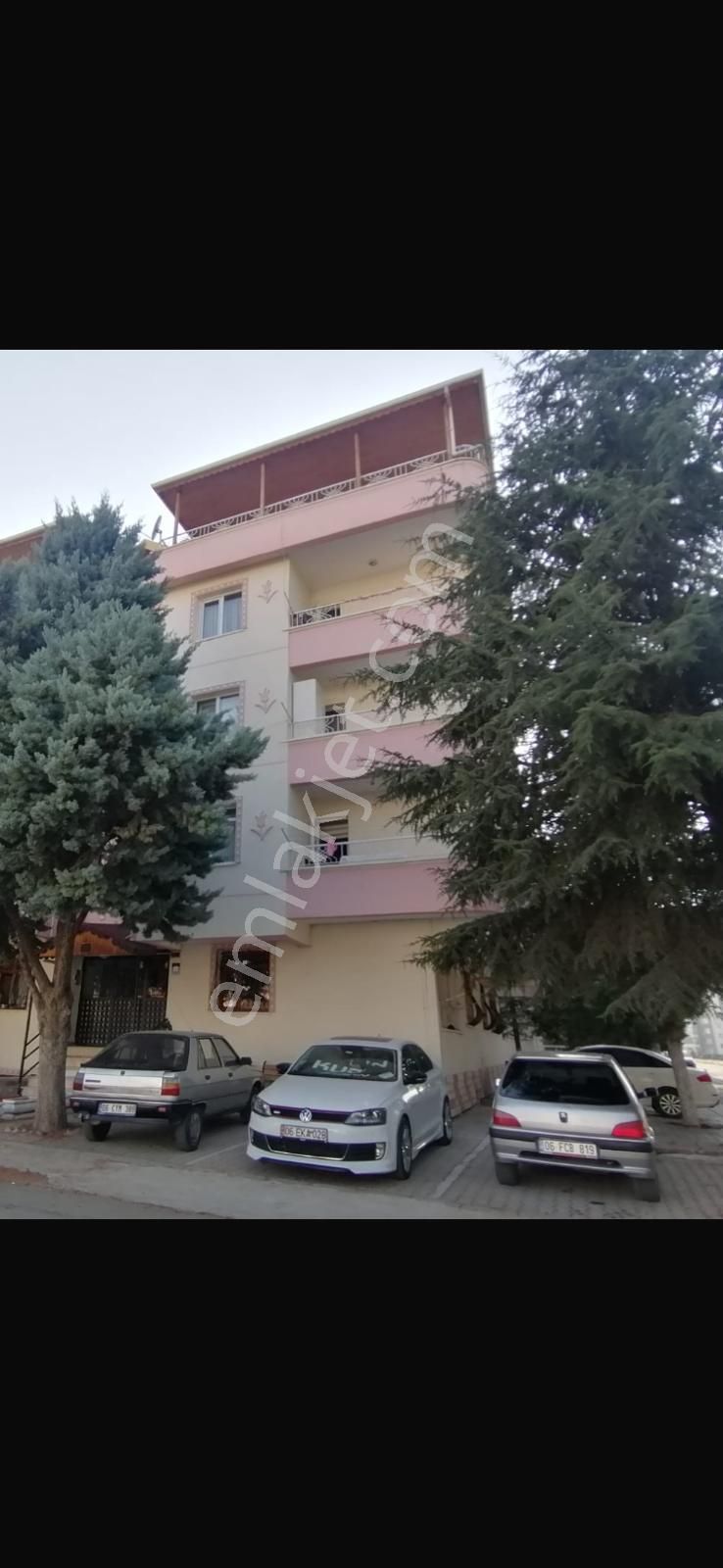 Menders Mah. Merkezi Konumda 3+1 Ara Kat Kiralık Daire