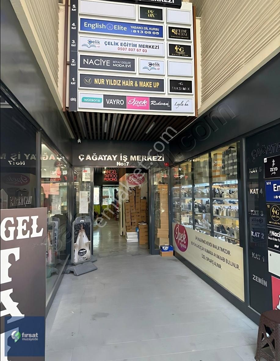 İstanbul Avcılar Merkez Marmara Caddesinde Kiralık 120 M2 Dükkan - Görsel 9