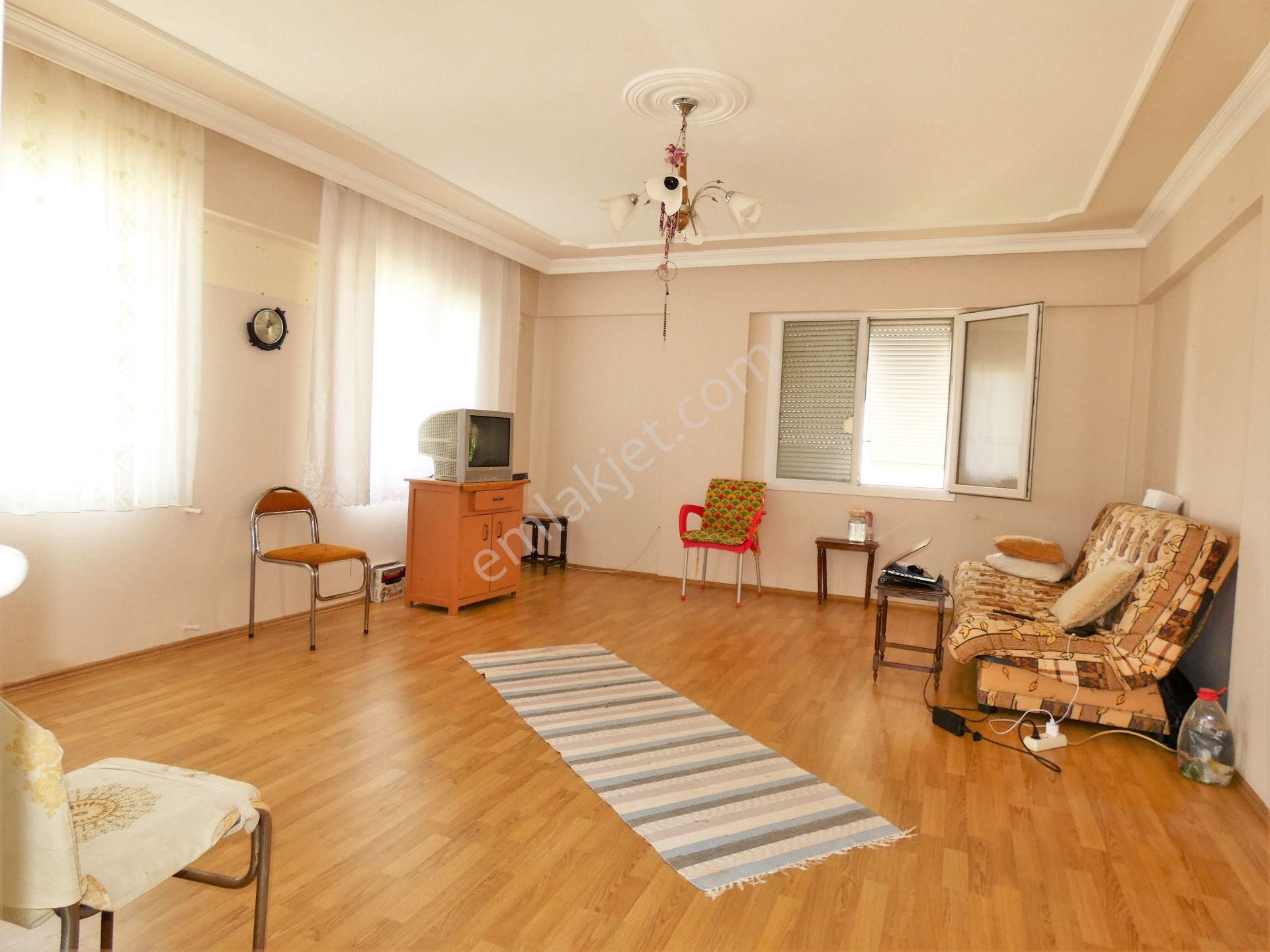 İzmir Seferihisar Ürkmez Merkeze Yakın Satılık Daire 2+1 - Görsel 17