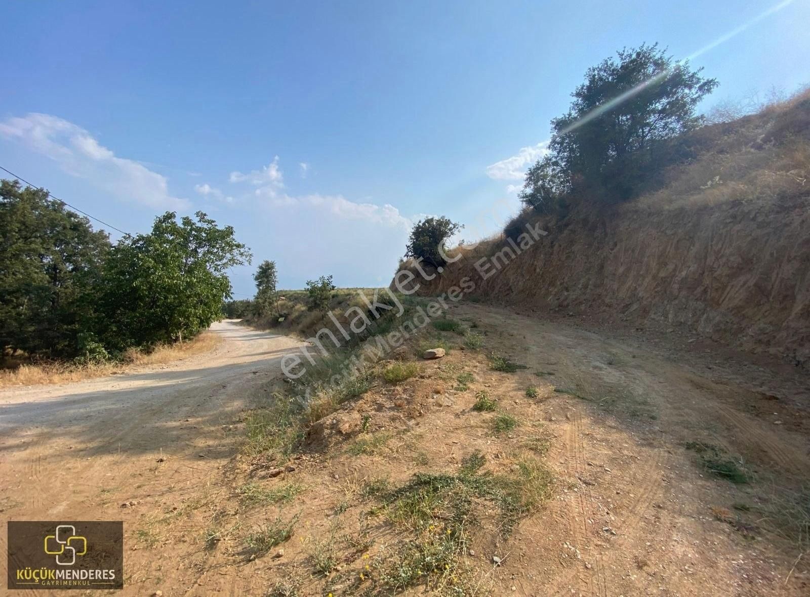 Küçük Menderes'ten Kiraz Pınarbaşı Mah. Manzaralı Hobi Bahçesi - Görsel 21