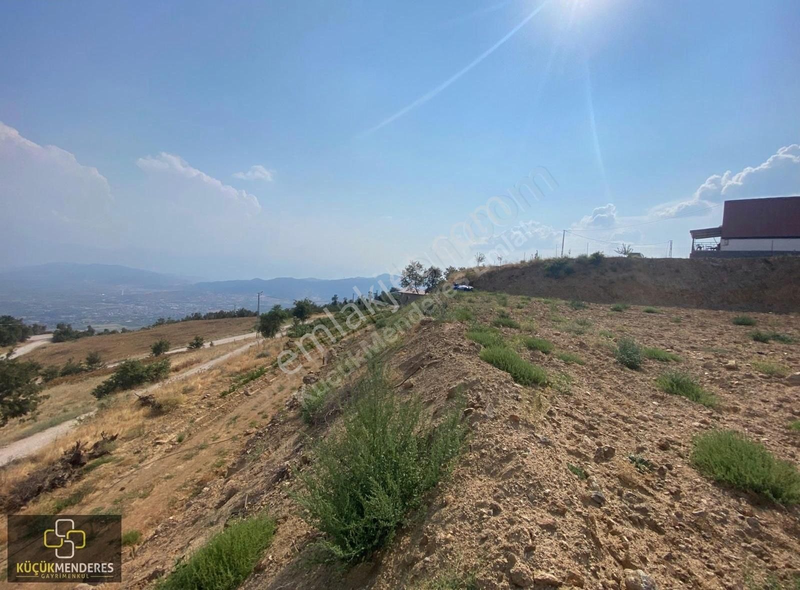 Küçük Menderes'ten Kiraz Pınarbaşı Mah. Manzaralı Hobi Bahçesi - Görsel 4