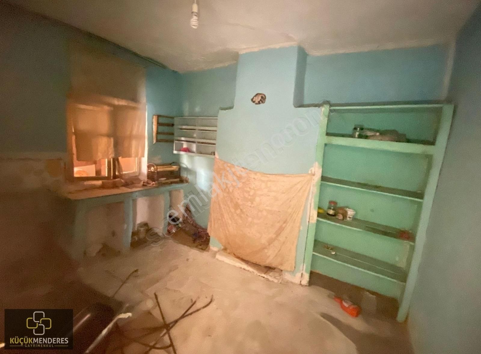 Küçük Menderes'ten Kiraz Yeni Mh. Köşede Satılık Ev - Görsel 4
