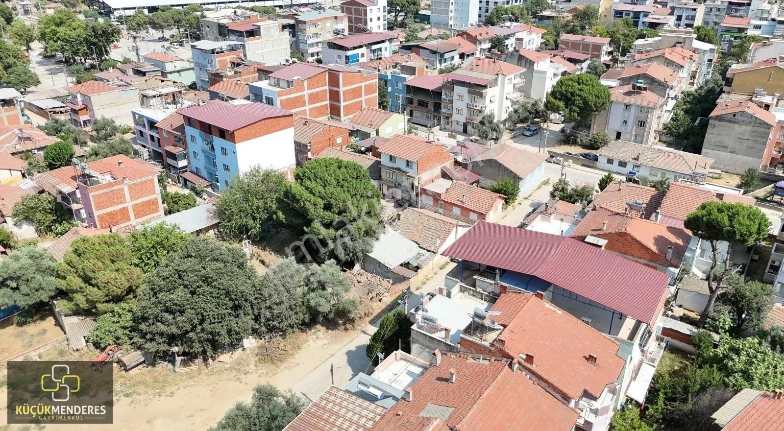 Küçük Menderes'ten Kiraz Yeni Mh. Köşede Satılık Ev - Görsel 9