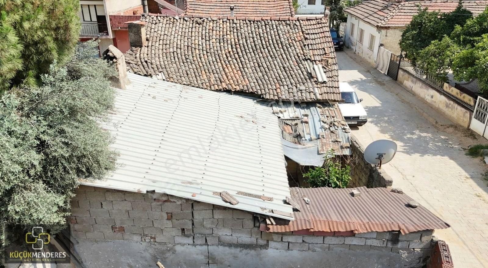 Küçük Menderes'ten Kiraz Yeni Mh. Köşede Satılık Ev - Görsel 11