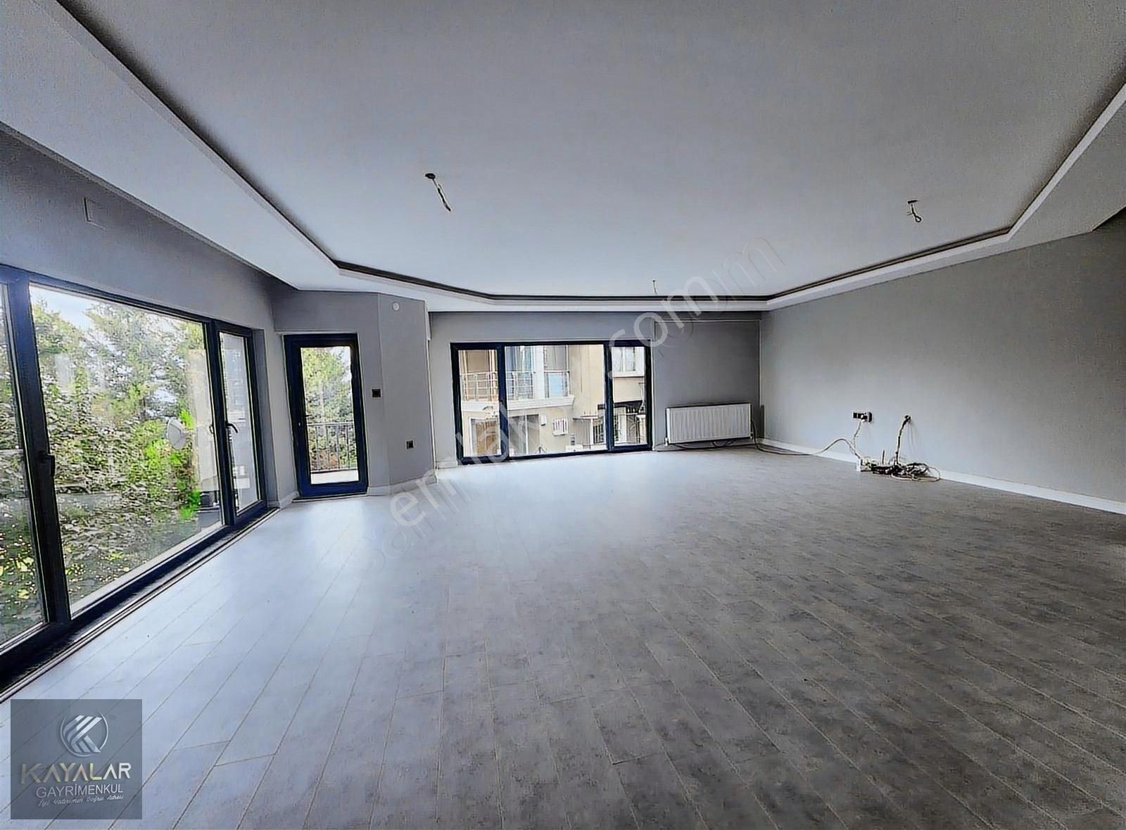 Kayalardan Şehrin En İyi Manzaralı 4+2 Villası - Görsel 10