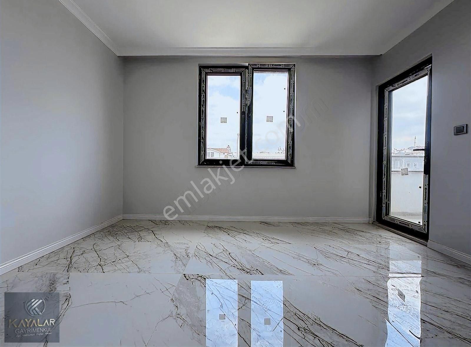 Kamelya Caddesi Üzerinde Lüks 2+1 Dubleks - Görsel 16