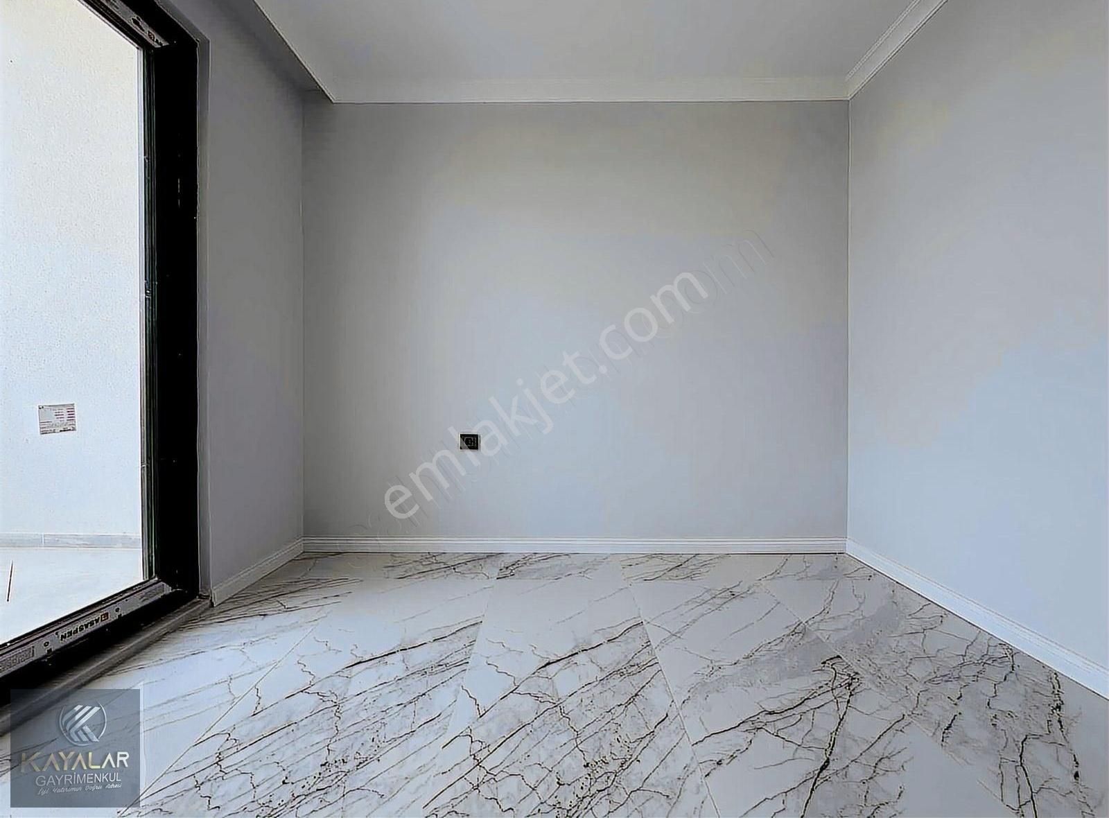 Kamelya Caddesi Üzerinde Lüks 2+1 Dubleks - Görsel 3