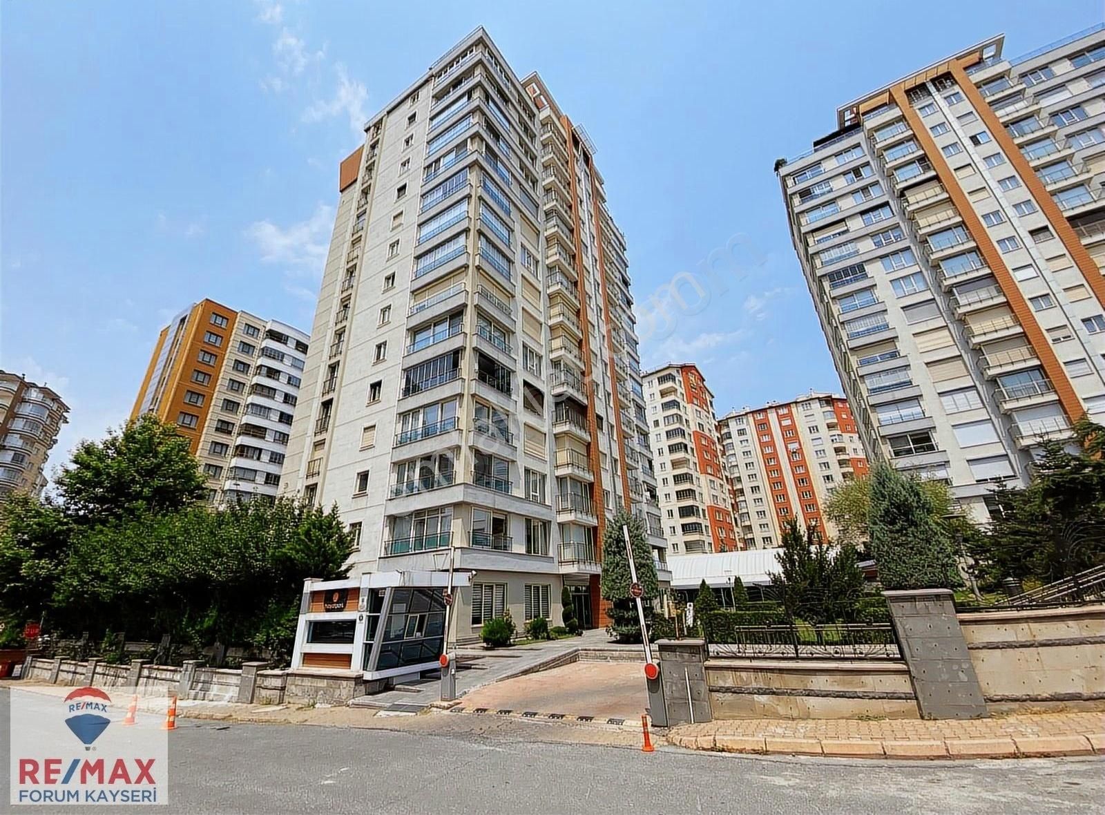 Kayserinin Göz Bebeği Hayat Park Ta 8+1 Dublex Daire