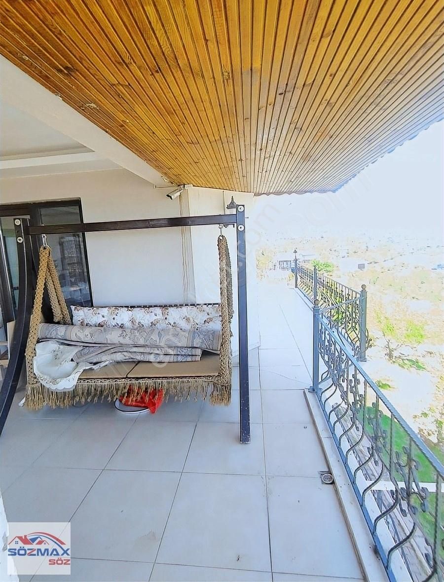 Becen De Panoramik Manzarası Ve 1750 M2 Arsa İçinde 7+1 Villa