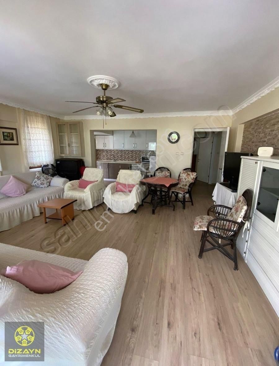 Kuşadası Marina Mevki Deniz Manzaralı Kiralık Eşyalı Daire